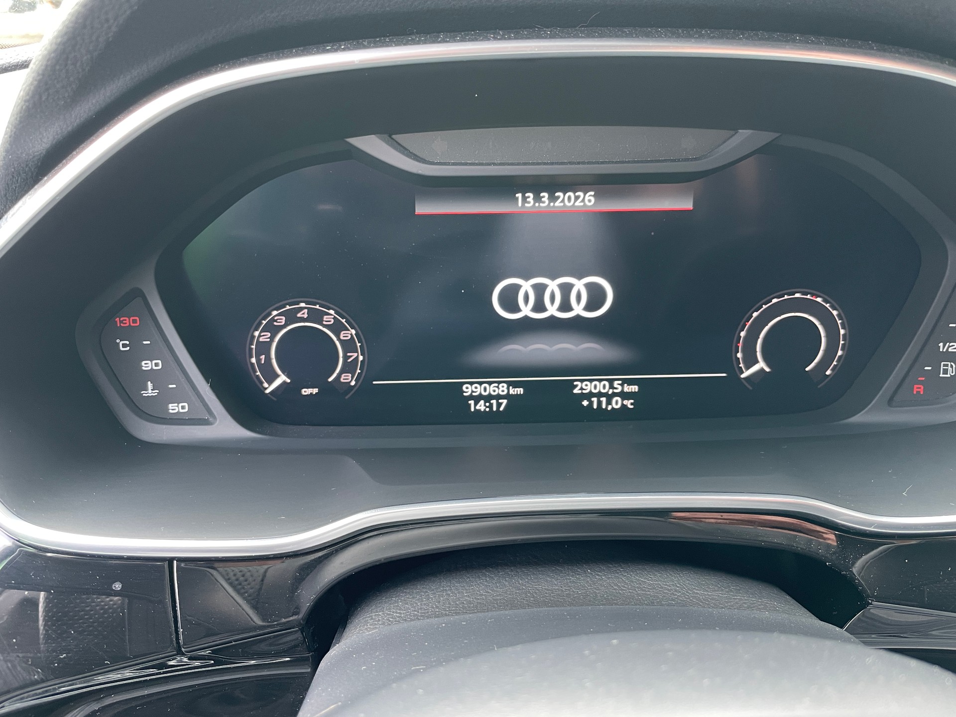 AUDI RS Q3 2.5 TFSI quattro S tronic-image-17