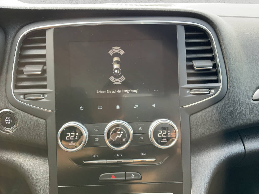 RENAULT Mégane 1.3 TCe 140 Zen EDC-image-12