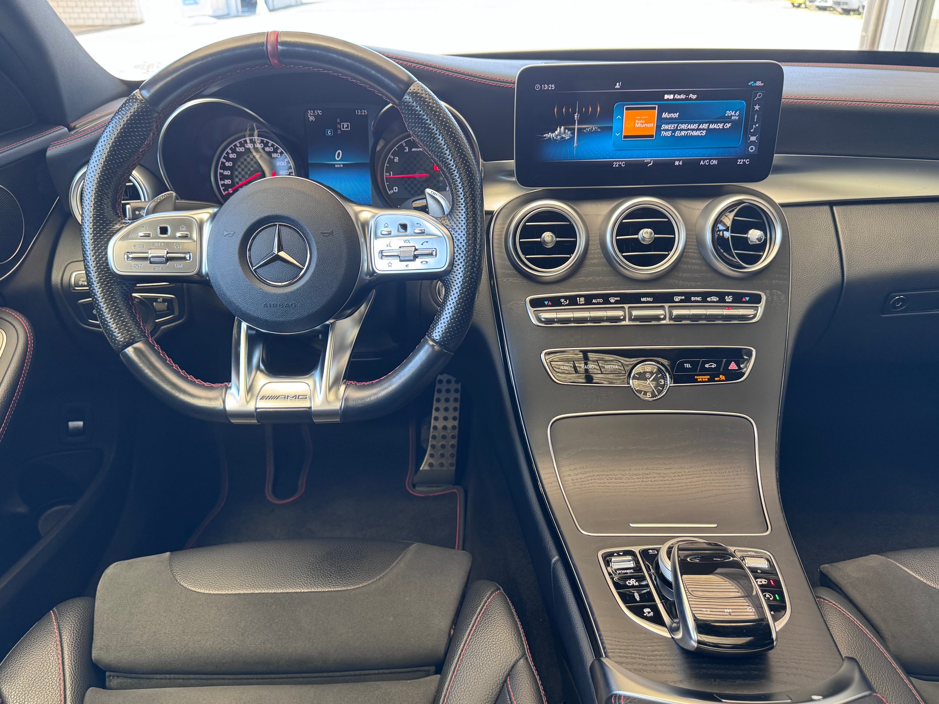 MERCEDES-BENZ C 43 AMG 4x4 390PS+Automat+AMG Performance Auspuffanlage+19" Spezial Alu+Panorama-Glasdach+Night-Paket+Spiegel-Paket+Park-Paket+-image-15