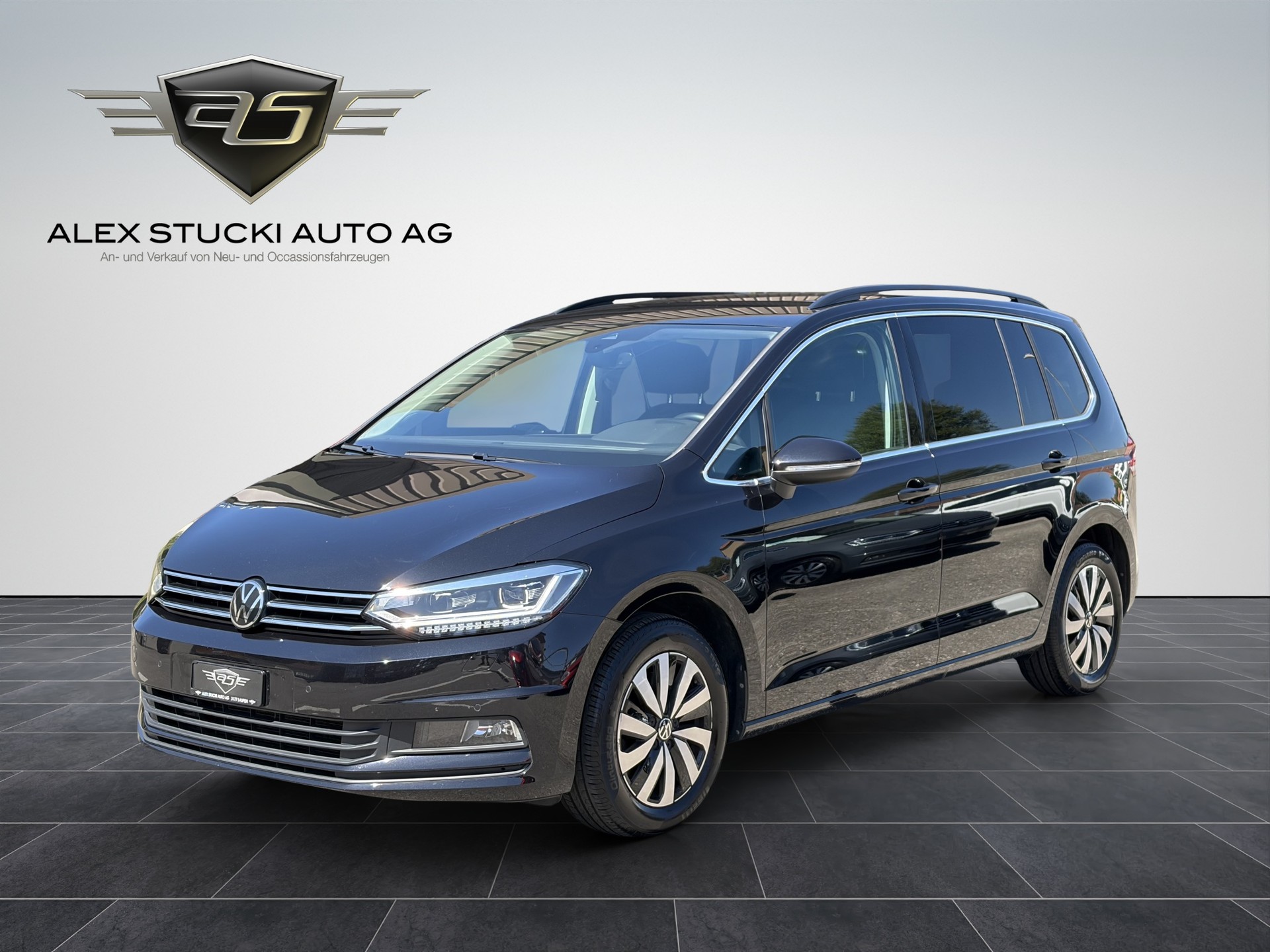 VW Touran 2.0 TDI BlueMotion Technology Comfortline DSG-image-2