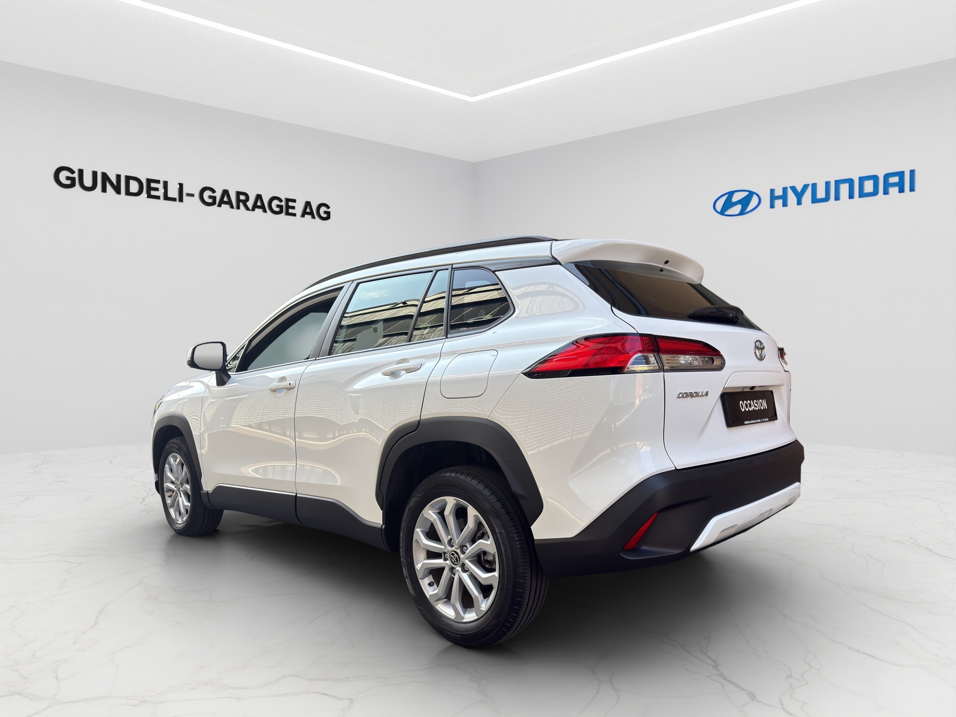 TOYOTA Corolla Cross 1.8 Trend-image-3