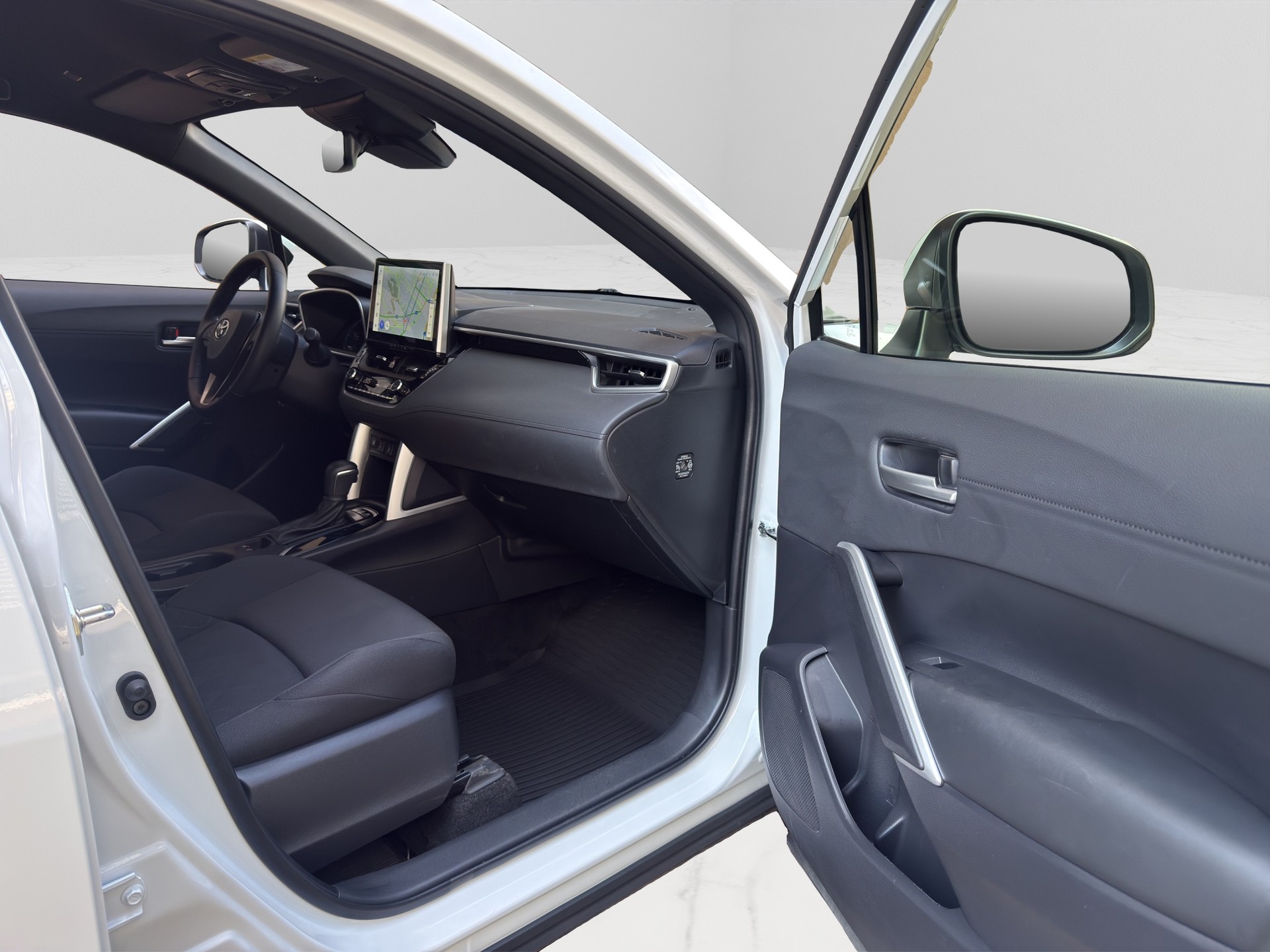 TOYOTA Corolla Cross 1.8 Trend-image-16