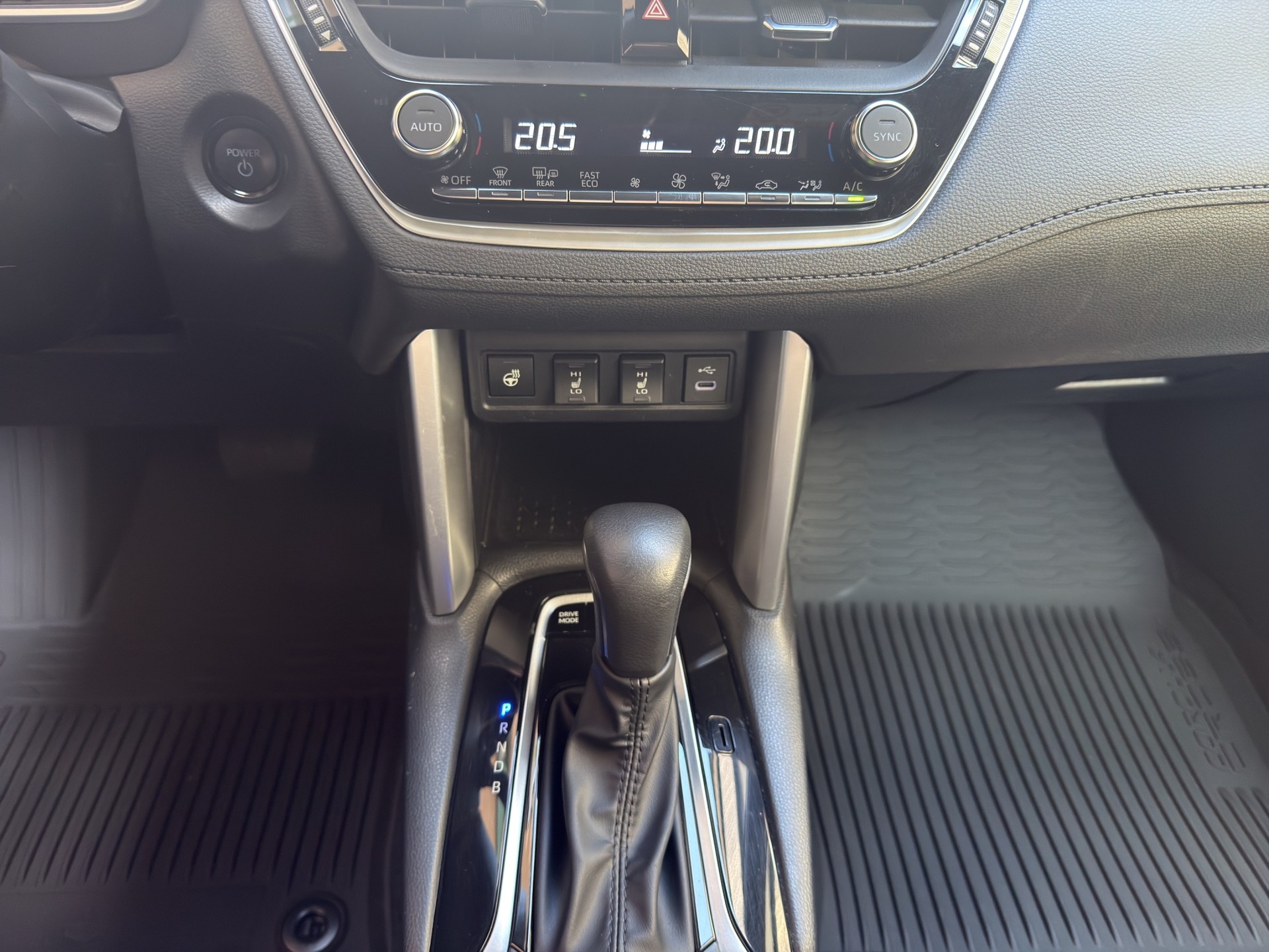 TOYOTA Corolla Cross 1.8 Trend-image-14
