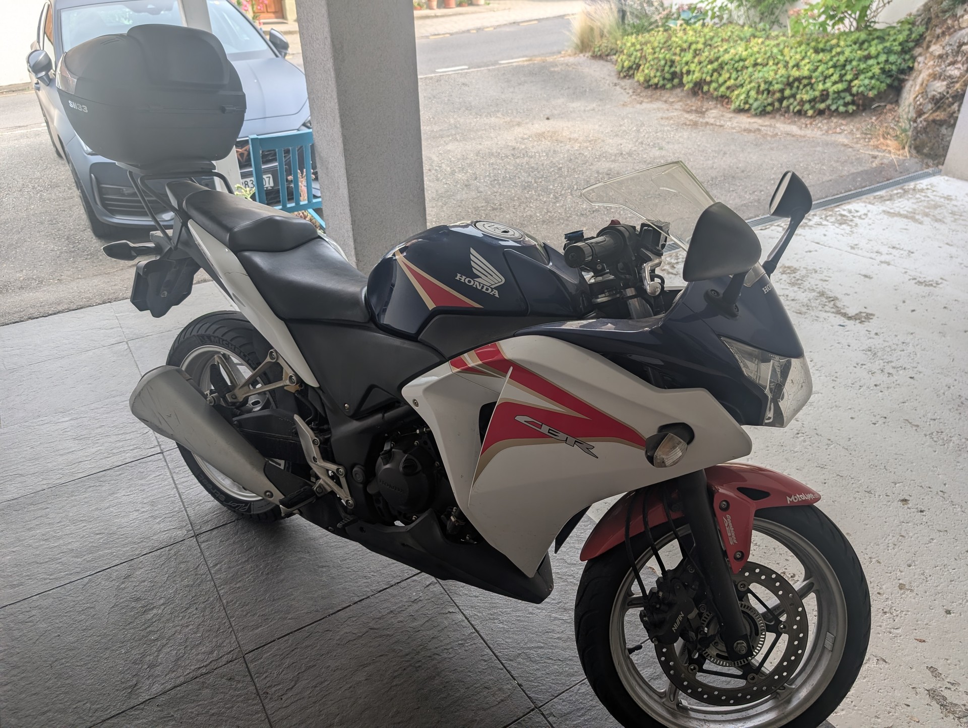 HONDA CBR 250 RA-image-2