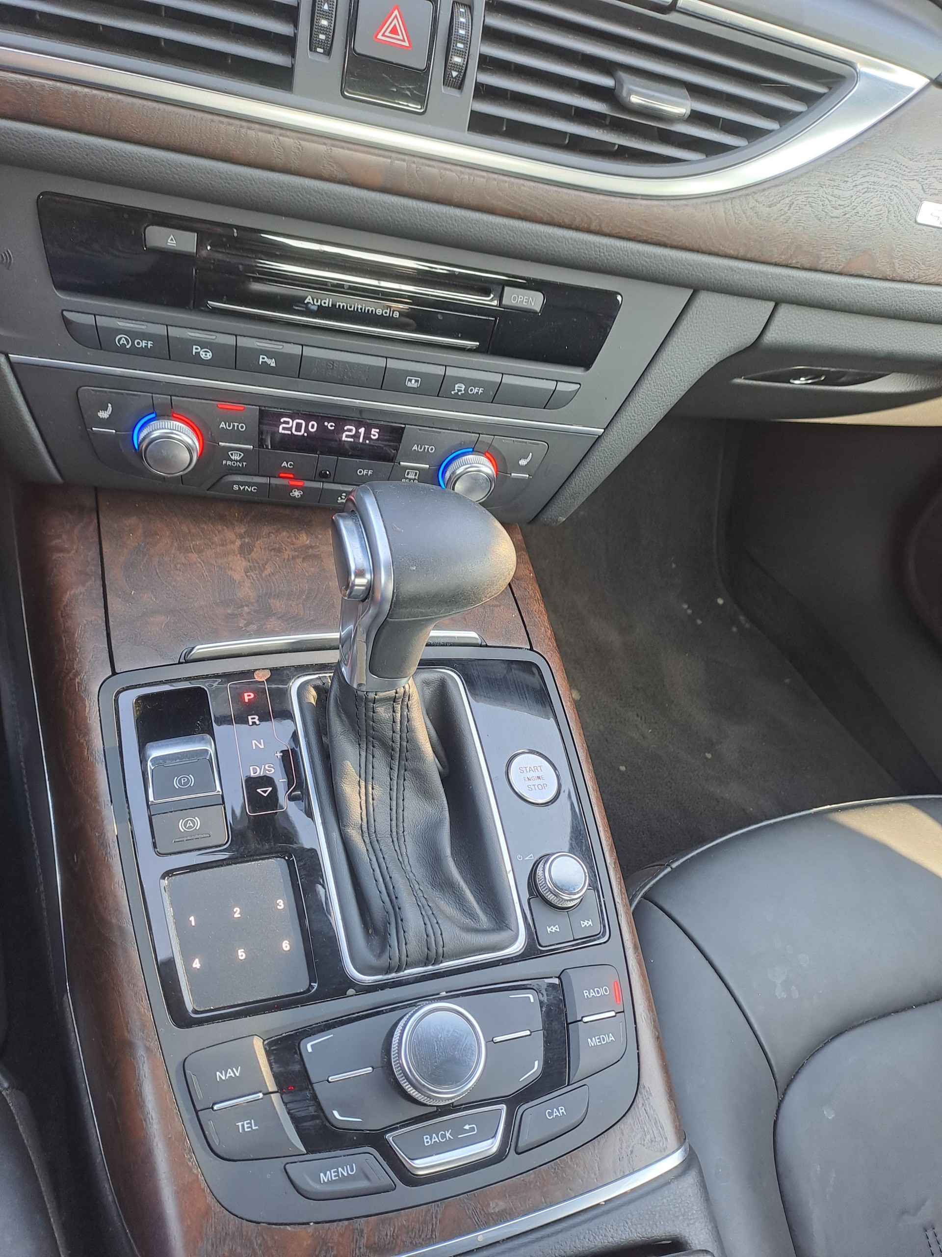 AUDI A6 2.8 V6 FSI quattro S-Tr S-Line-image-8