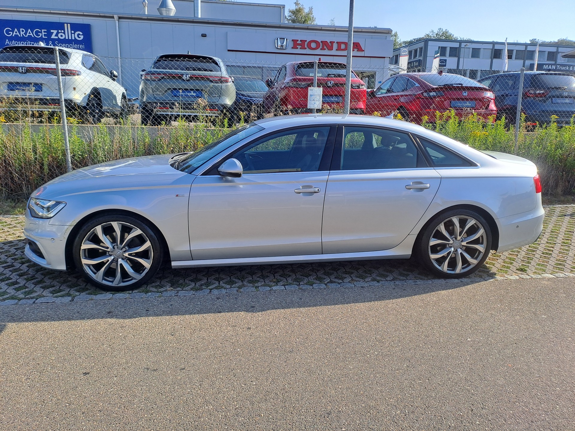 AUDI A6 2.8 V6 FSI quattro S-Tr S-Line-image-2
