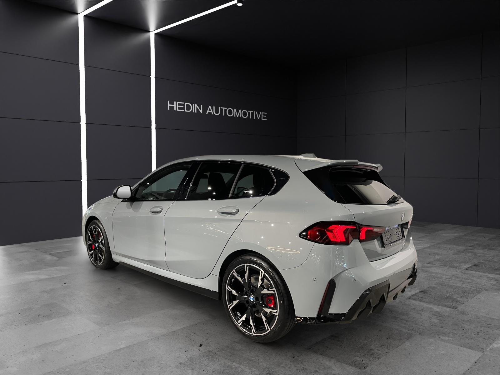 BMW 123 xDrive-image-3