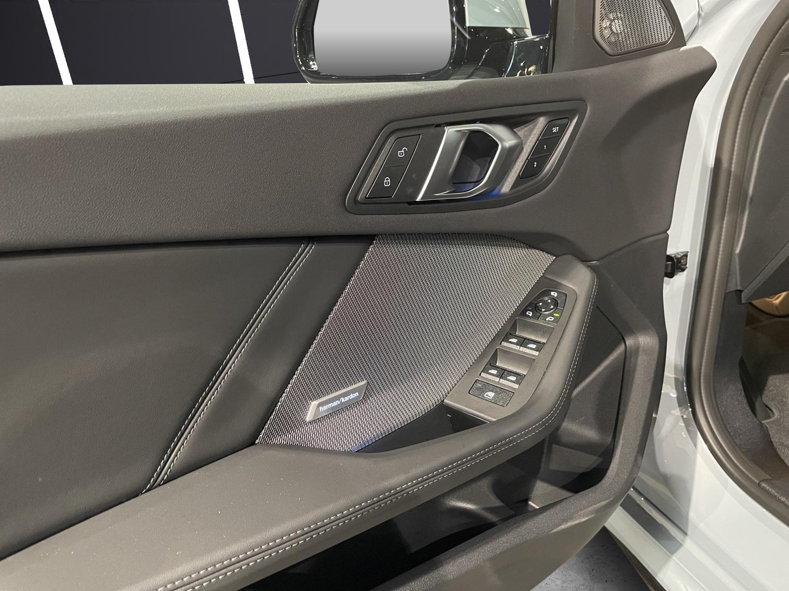 BMW 123 xDrive-image-14