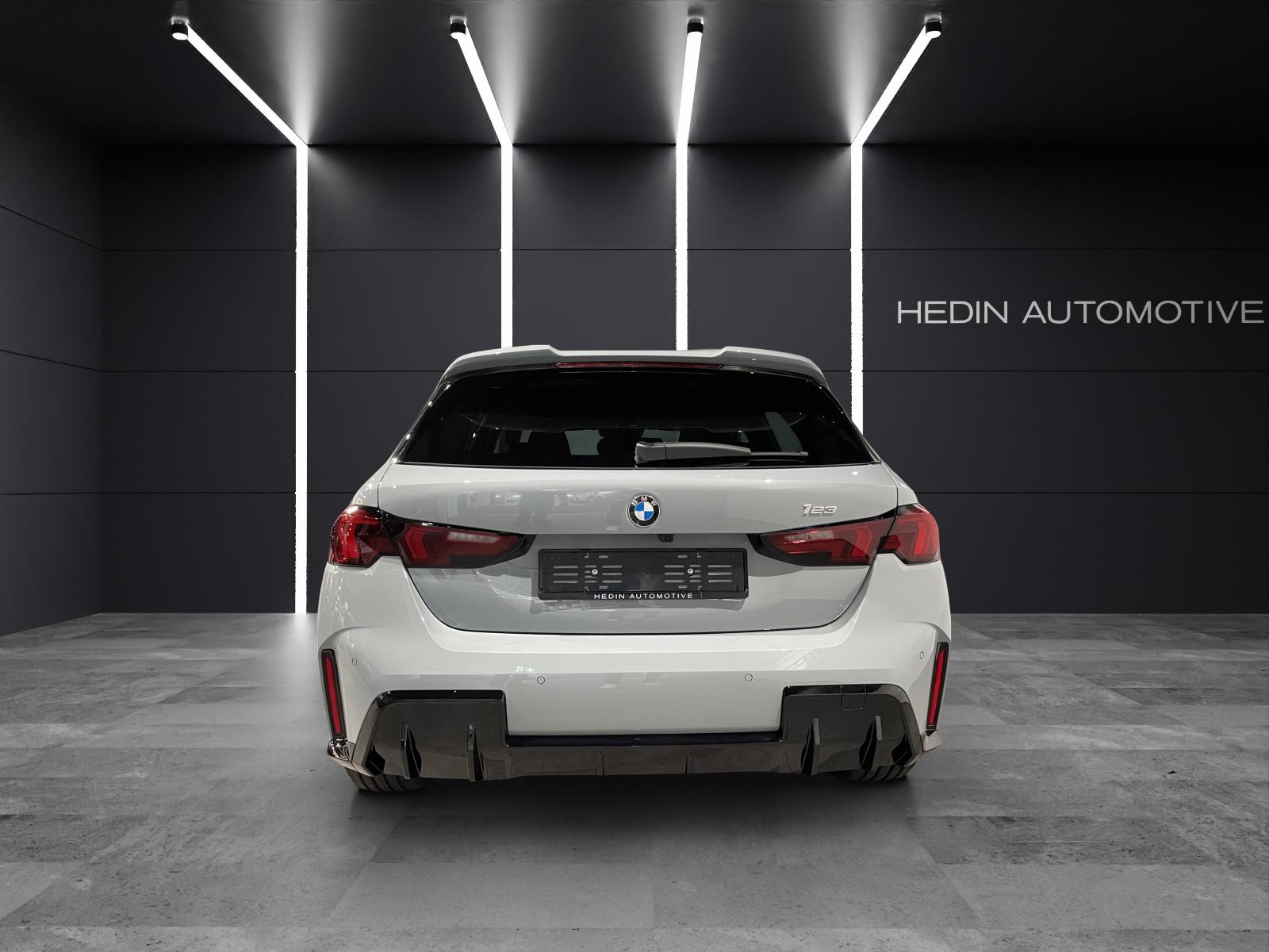 BMW 123 xDrive-image-4