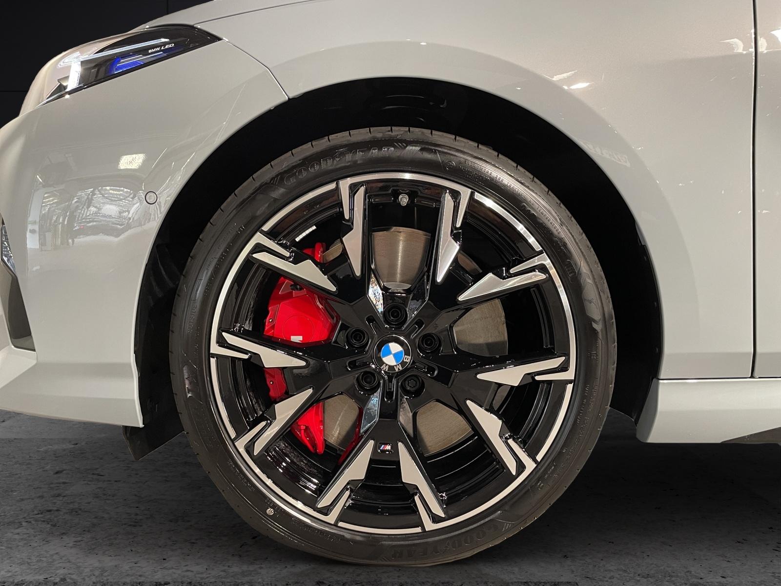 BMW 123 xDrive-image-8