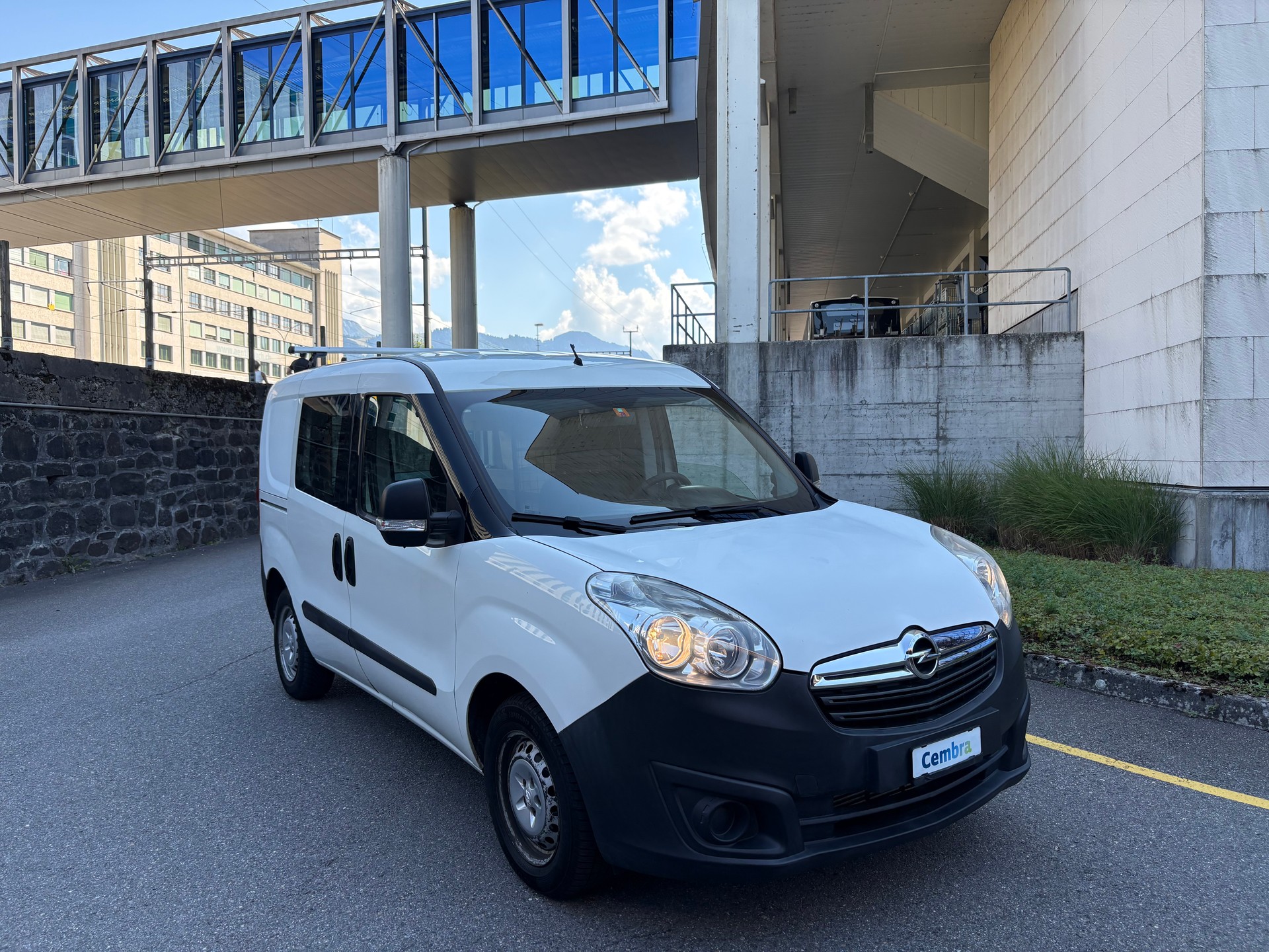 OPEL Combo 1.3 CDTI 2.2 L1H1-image-1