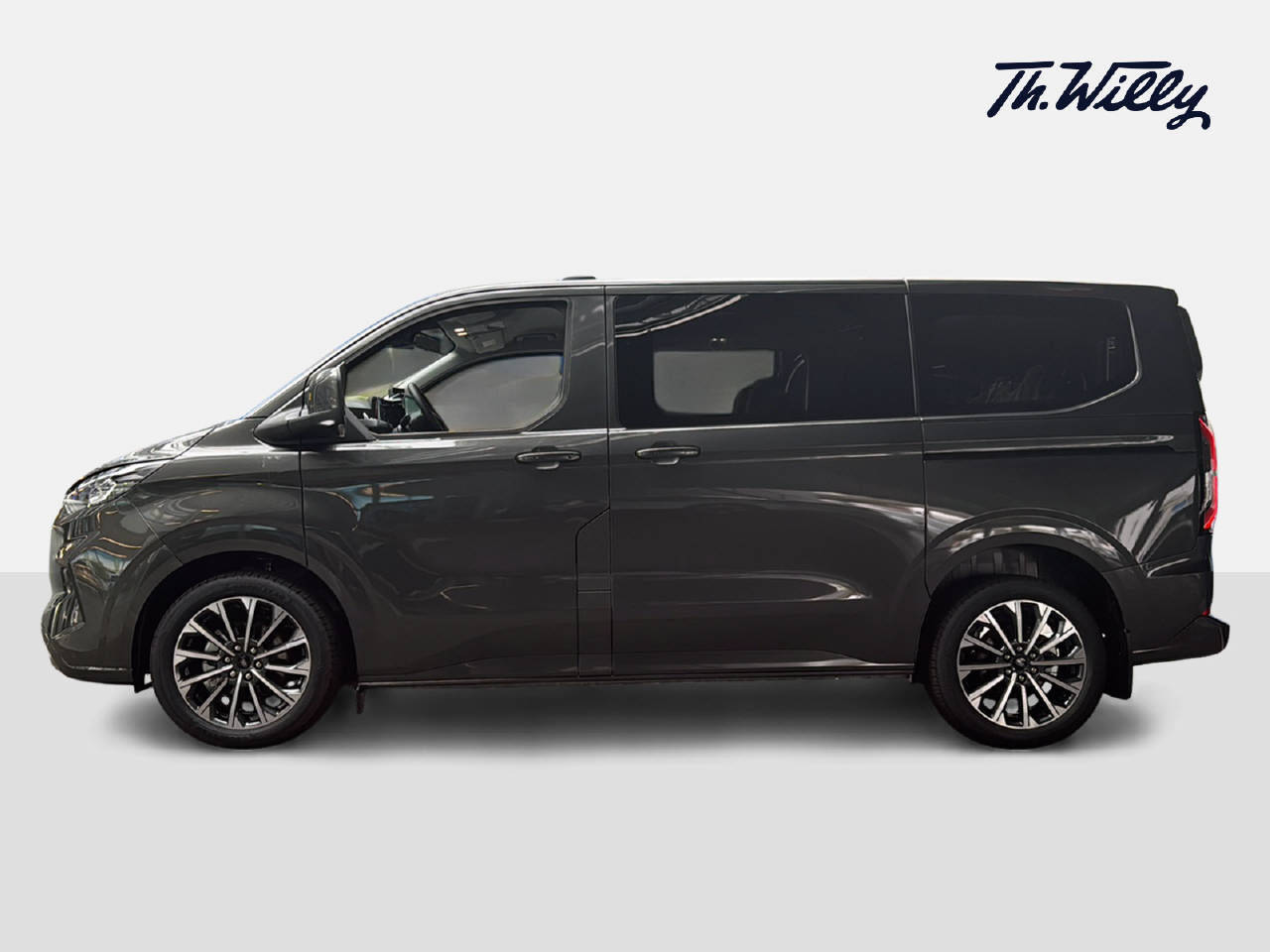 FORD Tourneo Custom 320 L1 2.0 EcoBlue 170 Titanium X 4x4-image-3
