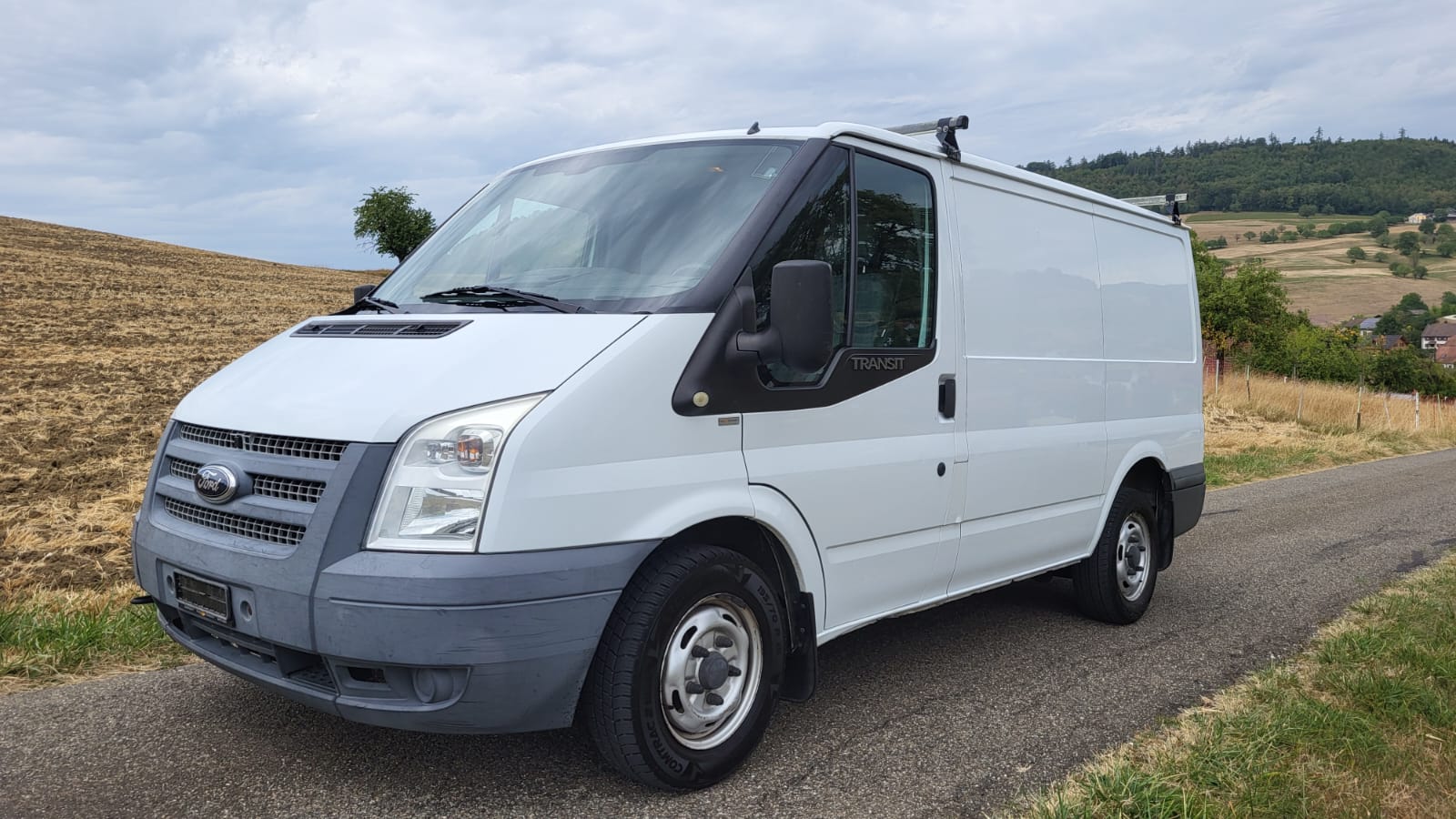 FORD Transit Van 260S Level 2-image-0