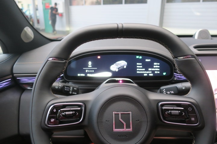 ZEEKR 7X 100kWh Privilege AWD-image-11