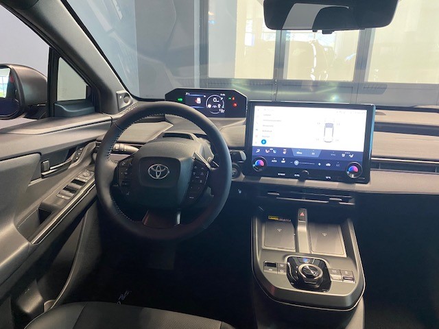 TOYOTA bZ4X Touring Premium AWD-image-9