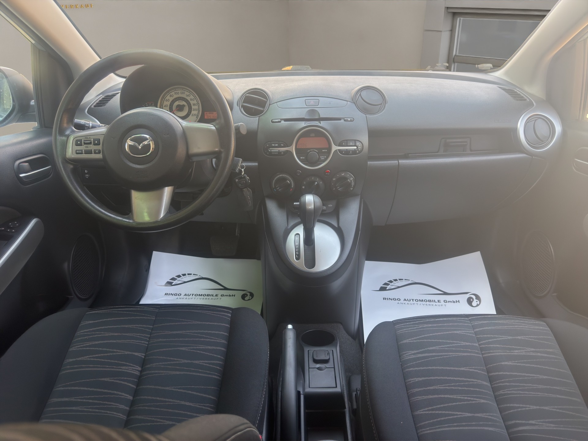 MAZDA 2 1.5i 16V City Sport 2 Automatic-image-11