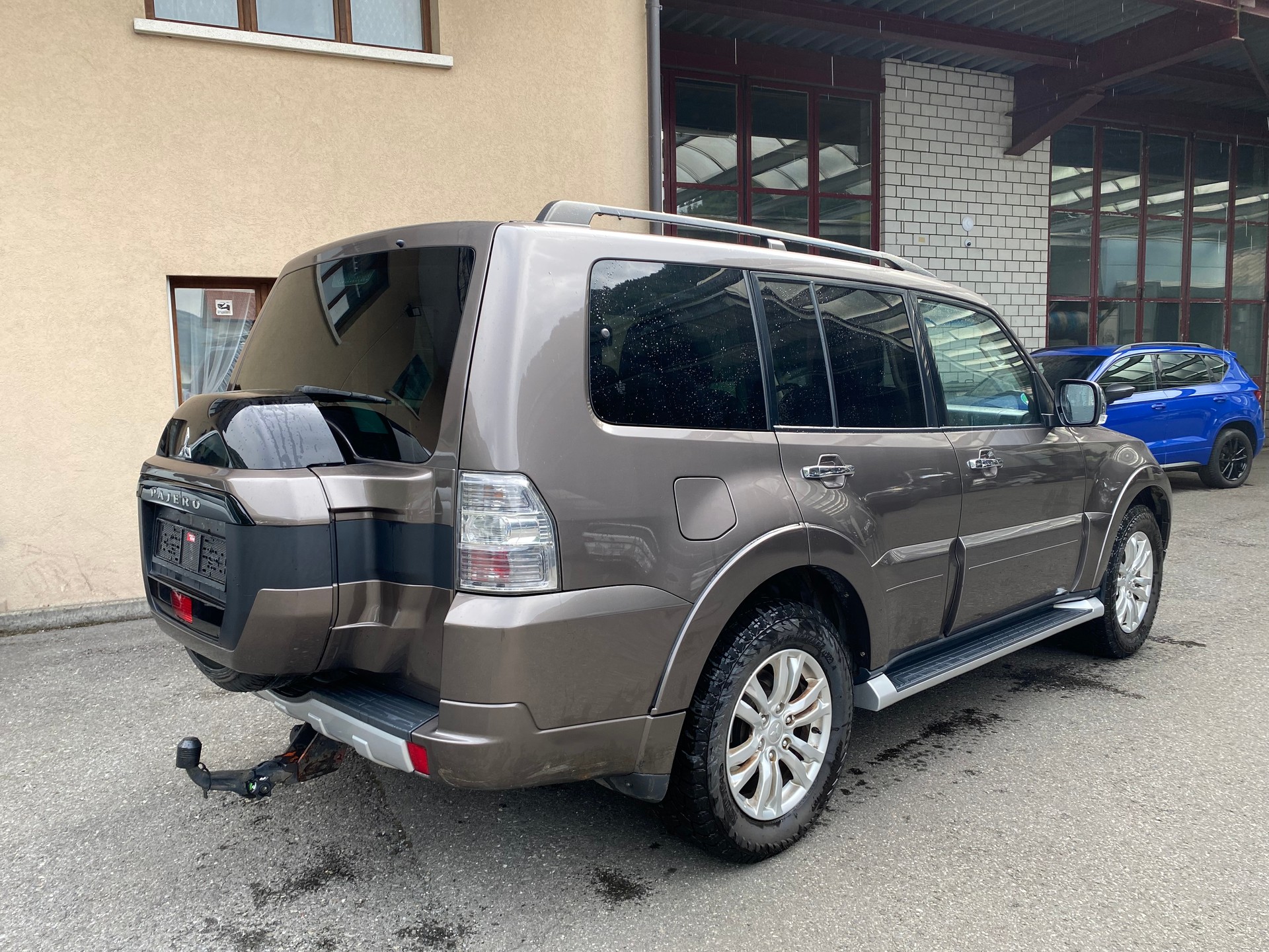 MITSUBISHI Pajero 3.2 DI-D Diamond Automatic-image-12