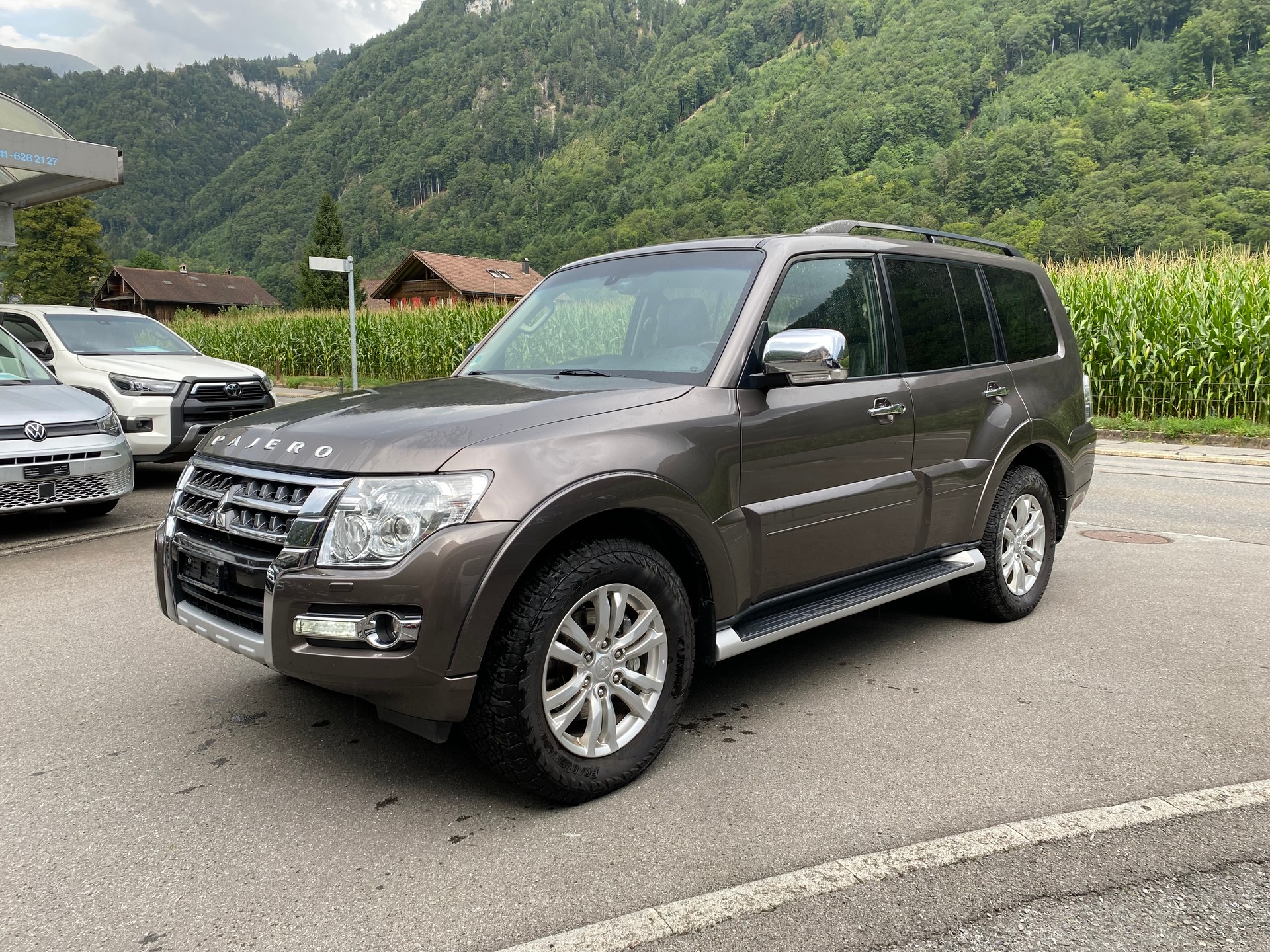 MITSUBISHI Pajero 3.2 DI-D Diamond Automatic-image-1