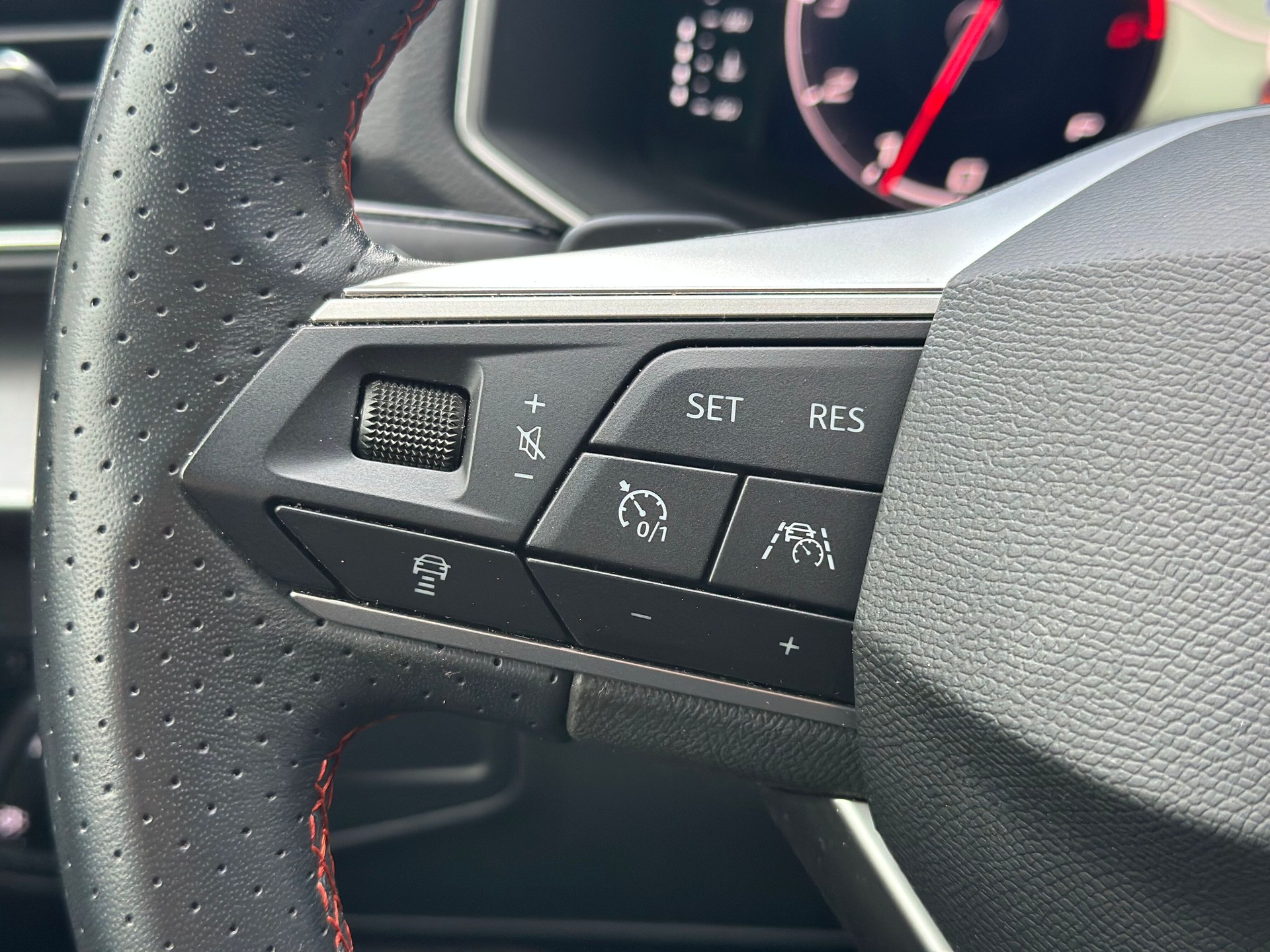 SEAT Tarraco 2.0TSI Move FR 4Drive DSG-image-9