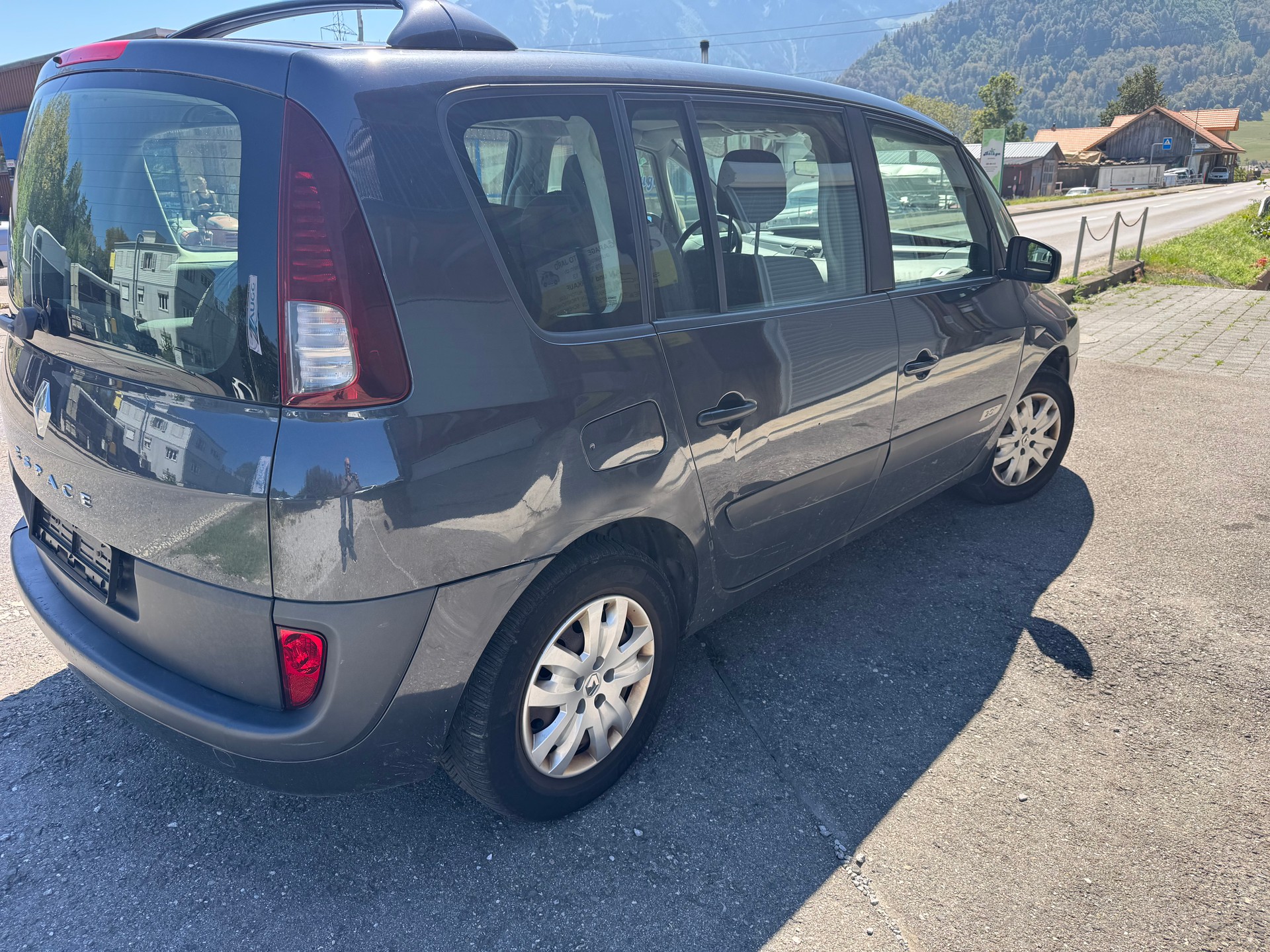 RENAULT Espace 2.0 Turbo Swiss Edition-image-2