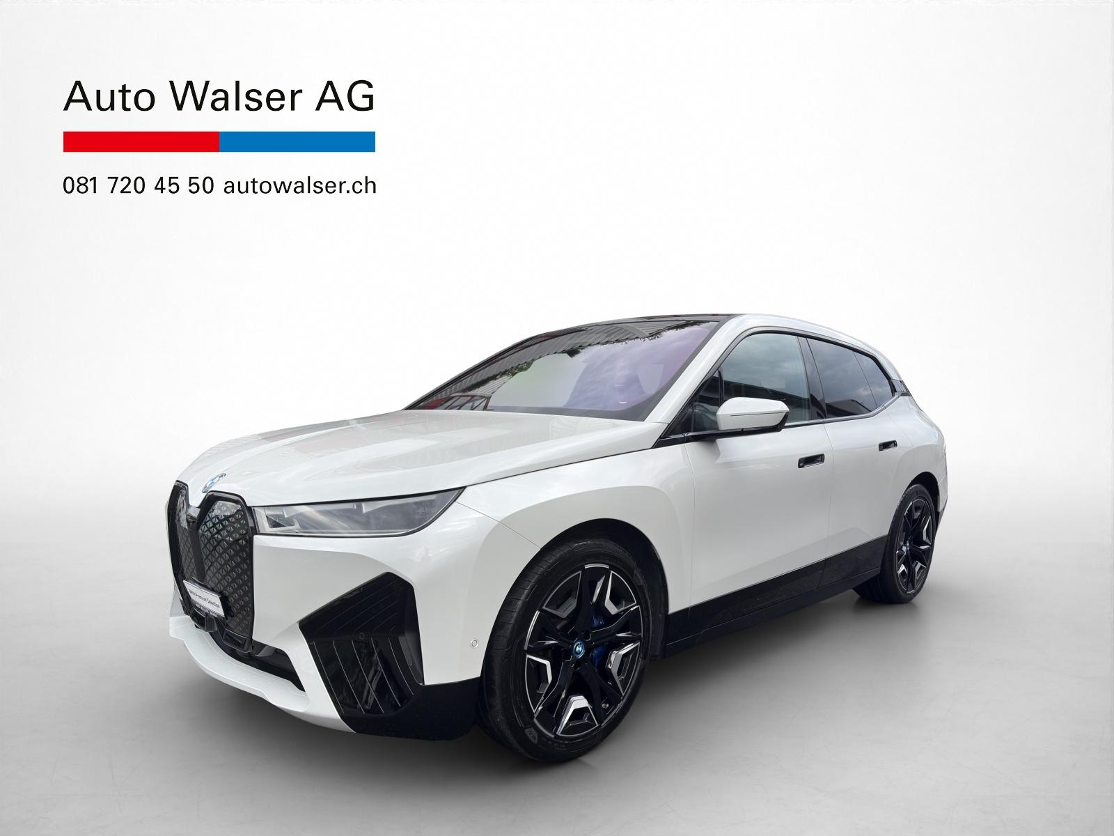 BMW iX xDrive40-image-0