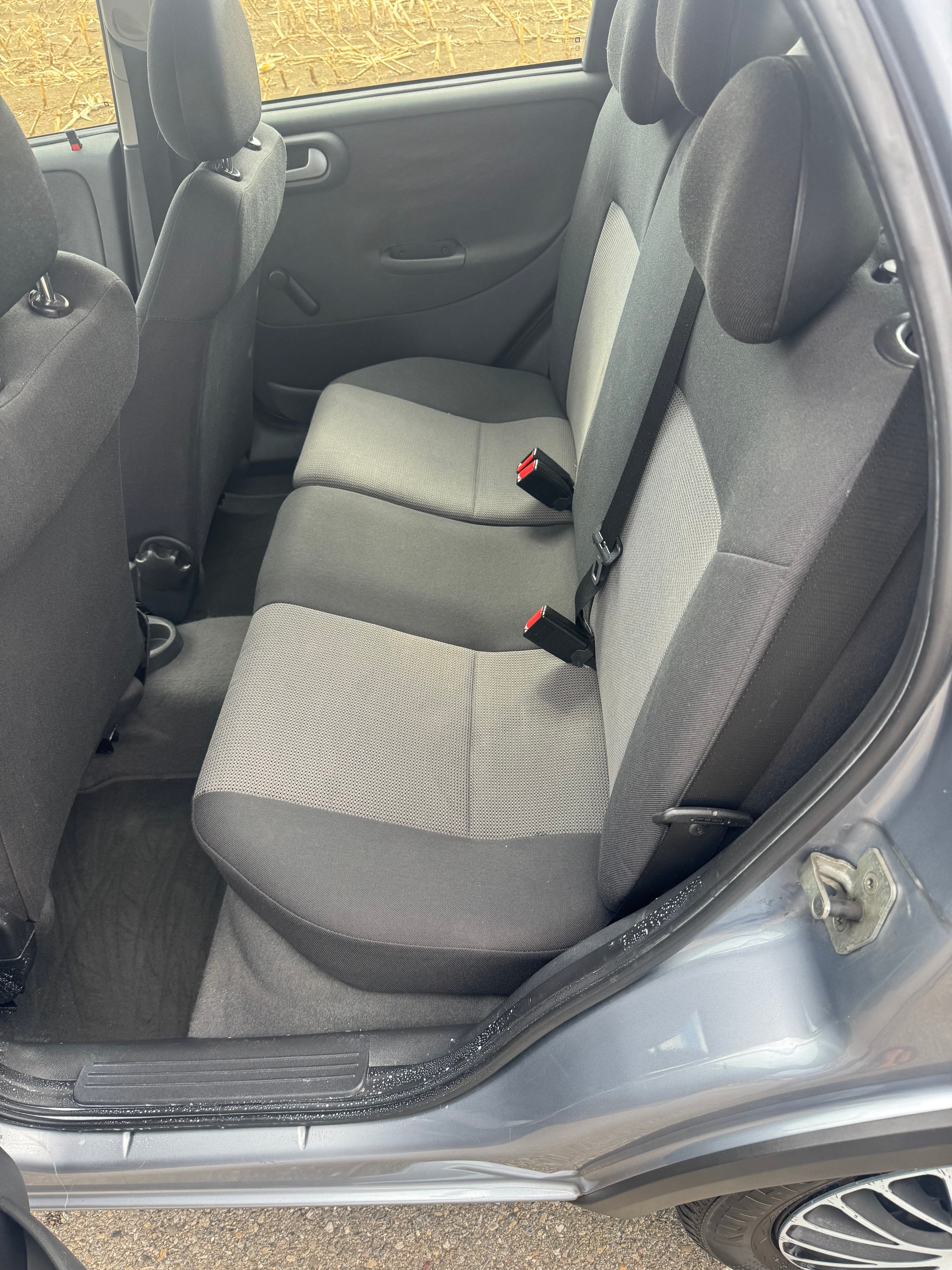 OPEL Corsa 1.2 16V Enjoy-image-12