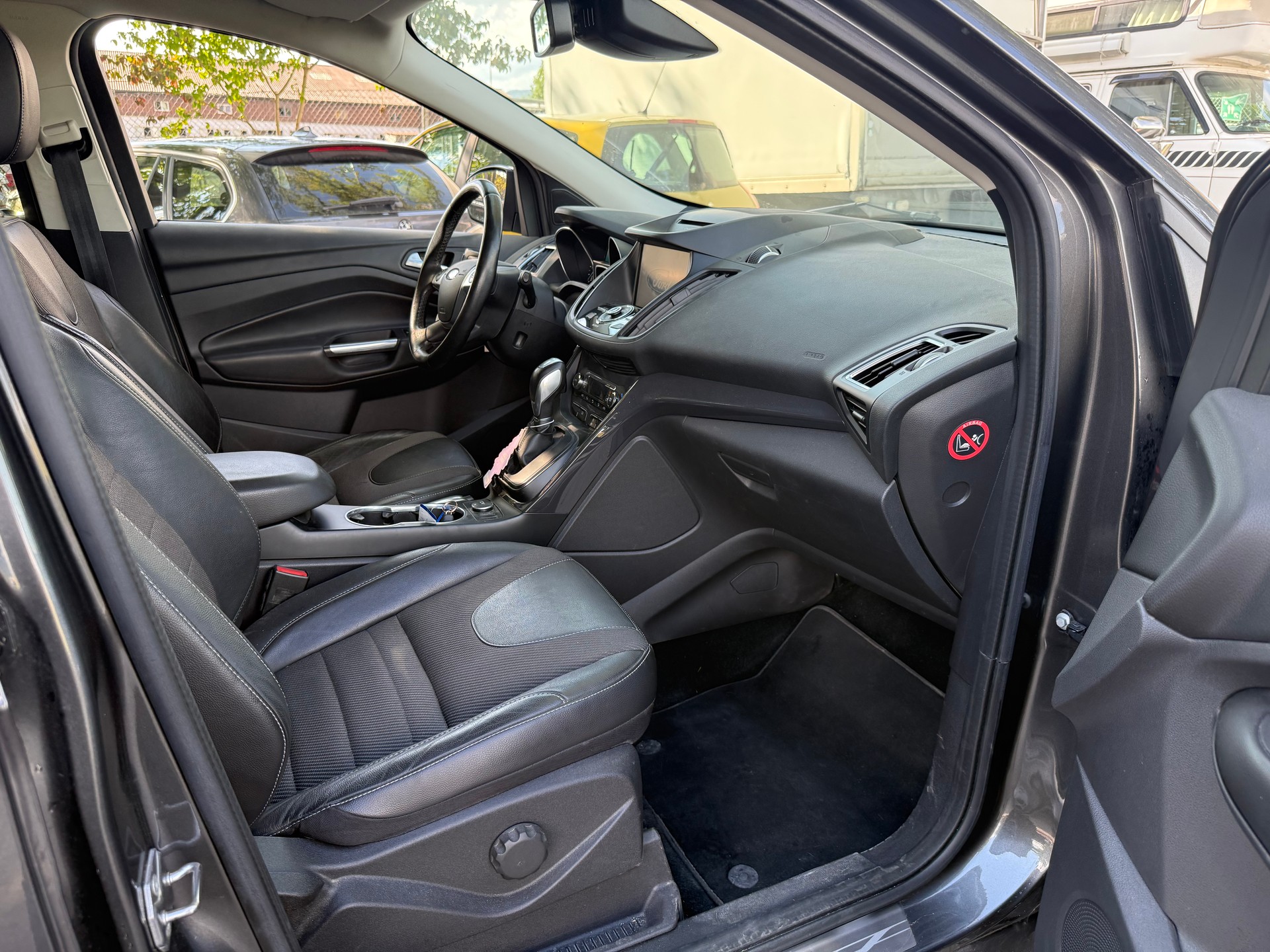 FORD Kuga 2.0 TDCi Titanium 4WD PowerShift-image-7