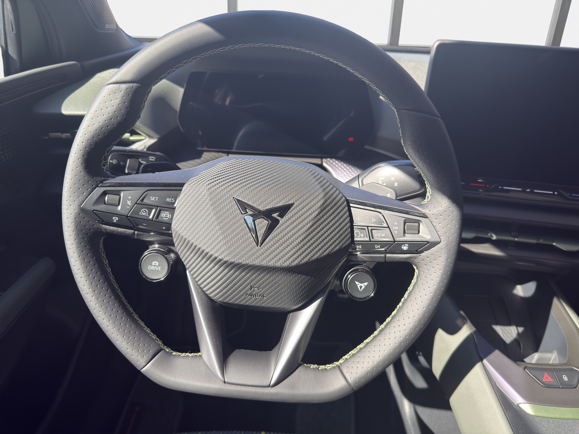 CUPRA Raval 52 kWh VZ Extreme Launch Edition-image-8