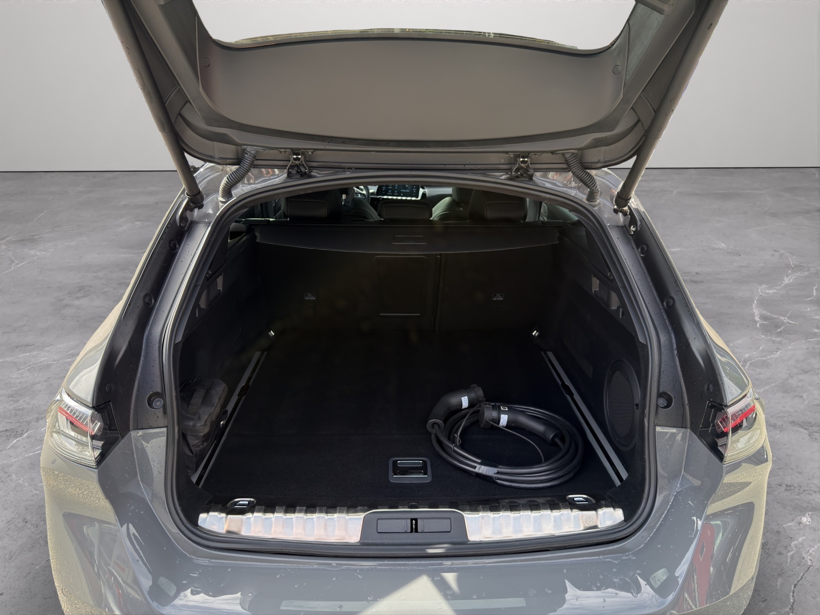 Image PEUGEOT 508 508 SW 1.6 Plug-in Hybrid GT