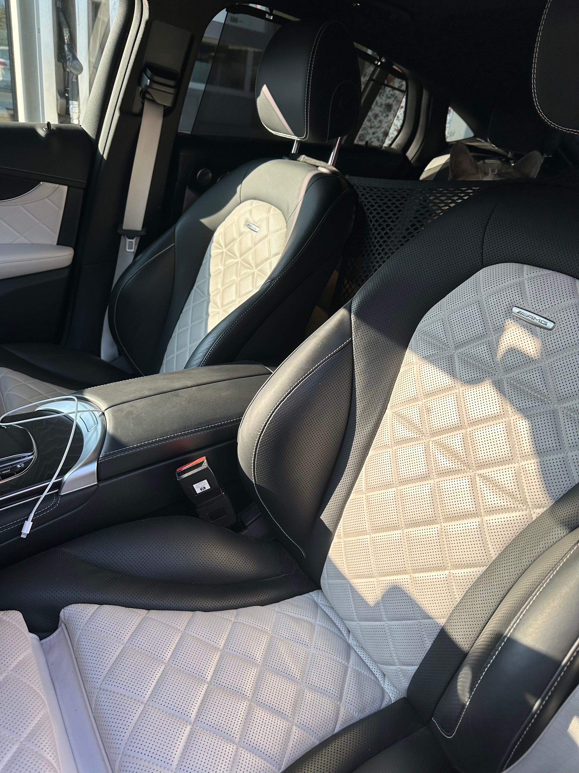 MERCEDES-BENZ GLC 63 AMG-image-2