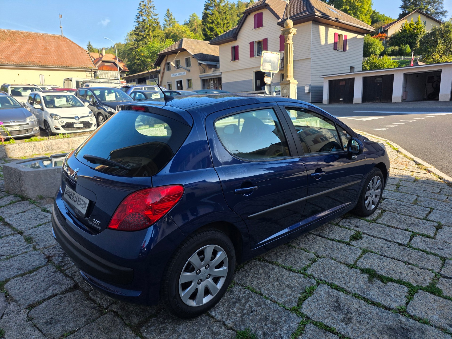 PEUGEOT 207 1.6 16V Sport-image-3