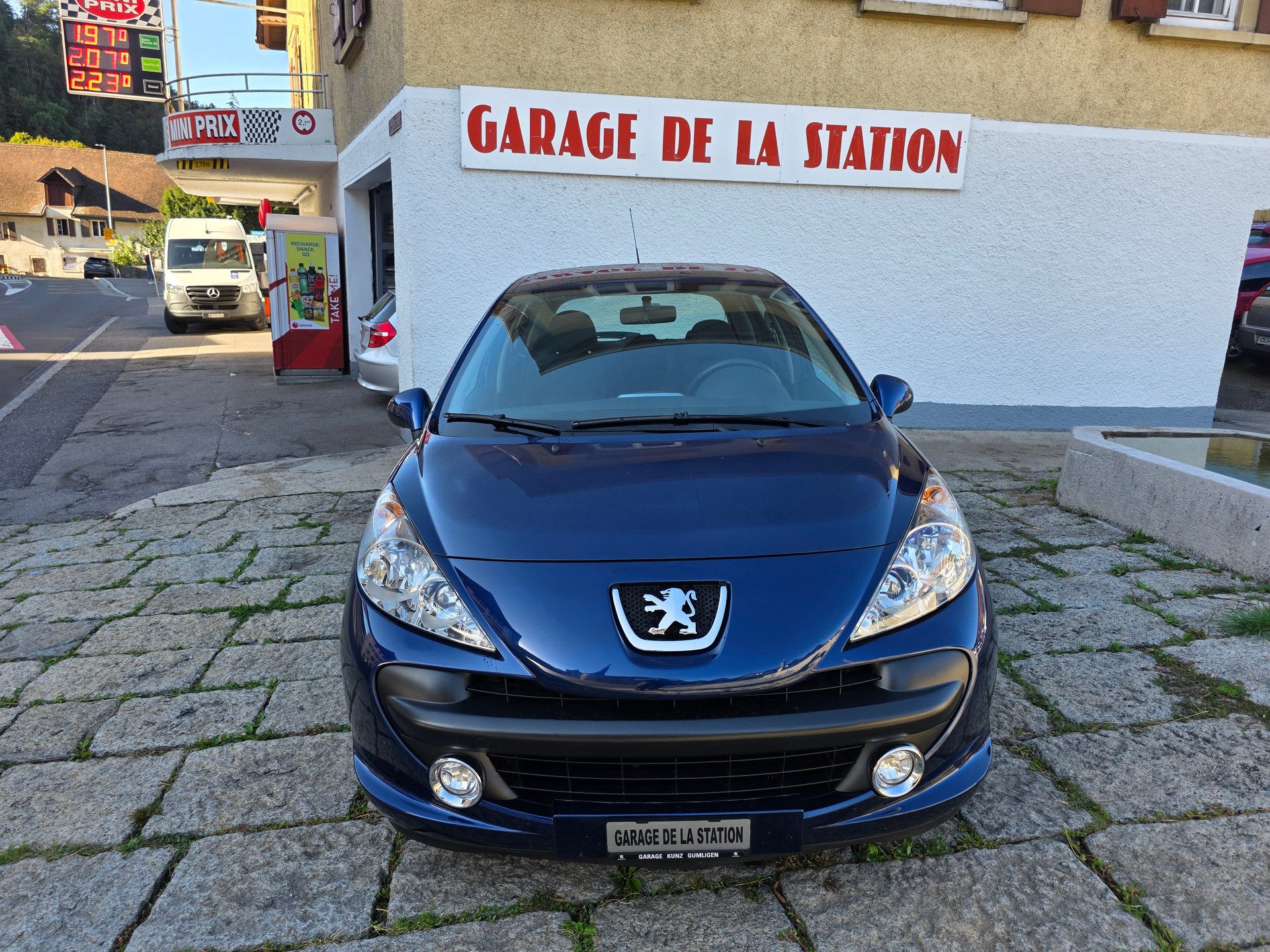 PEUGEOT 207 1.6 16V Sport-image-1