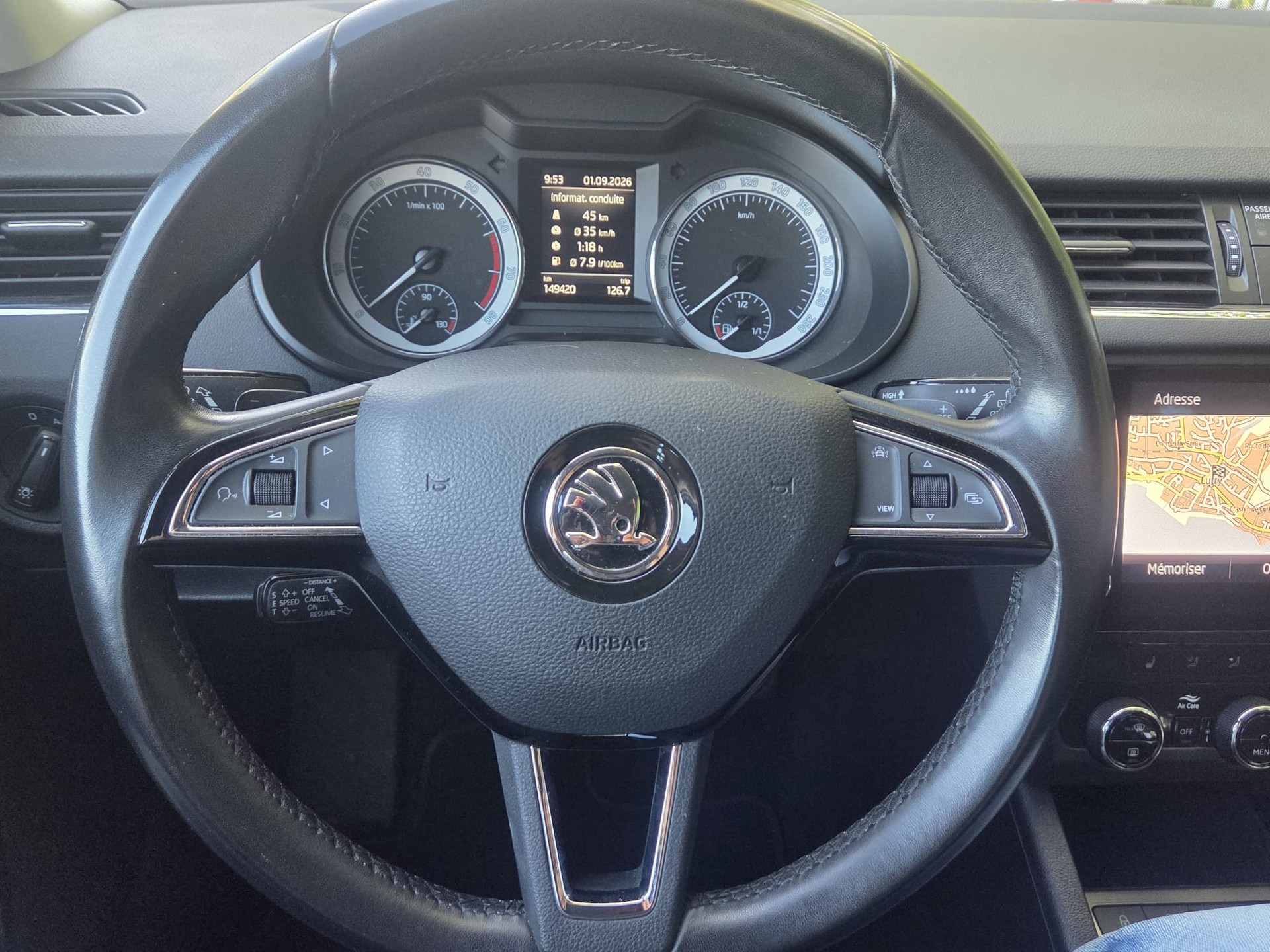 SKODA Octavia Combi 2.0 TSI Soleil 4x4 DSG ** Frish MFK ** Expertise du jour ** Top Options-image-7