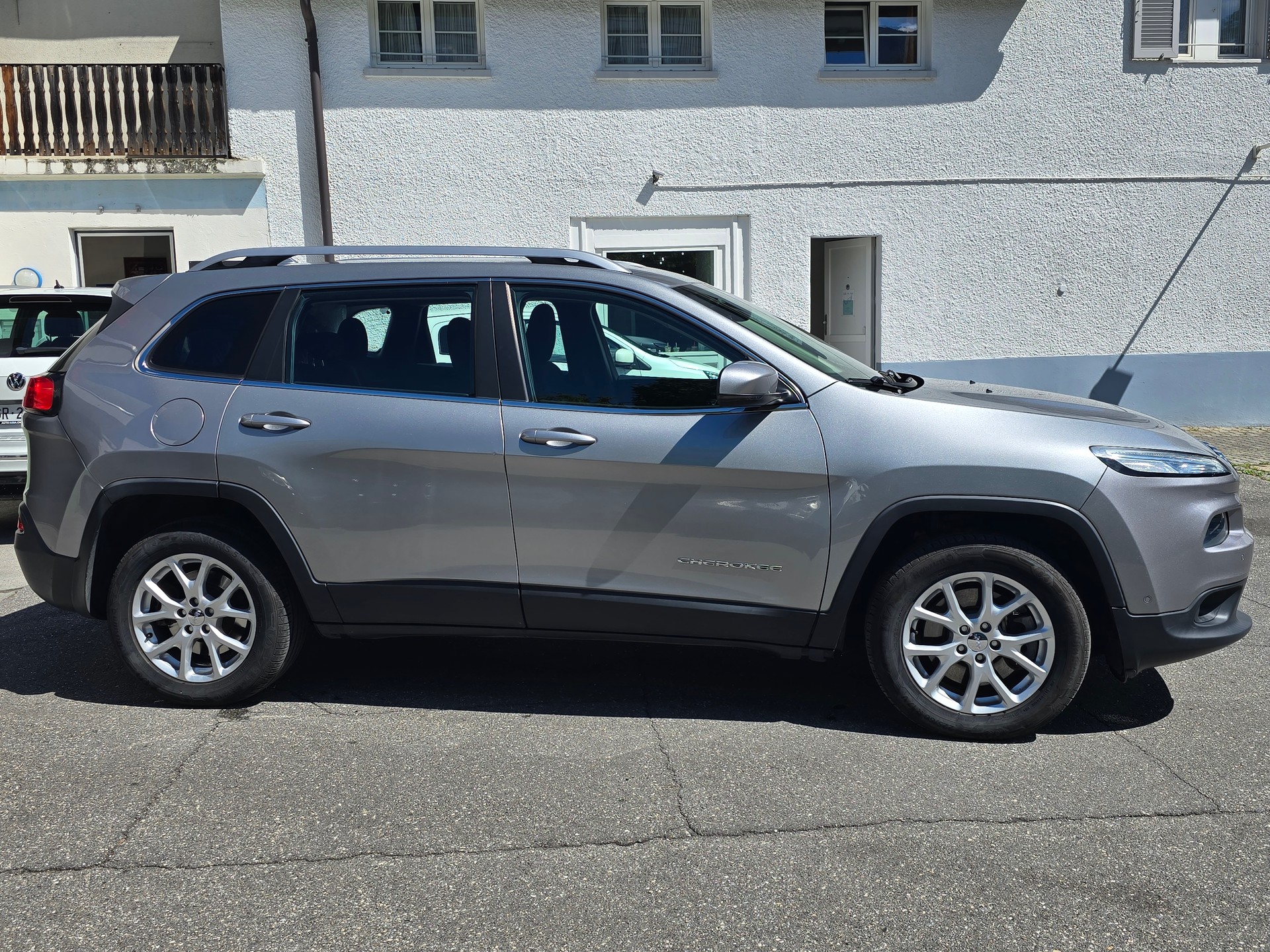 JEEP Cherokee 2.0TD Longitude Swiss Edition AWD 9ATX-image-5