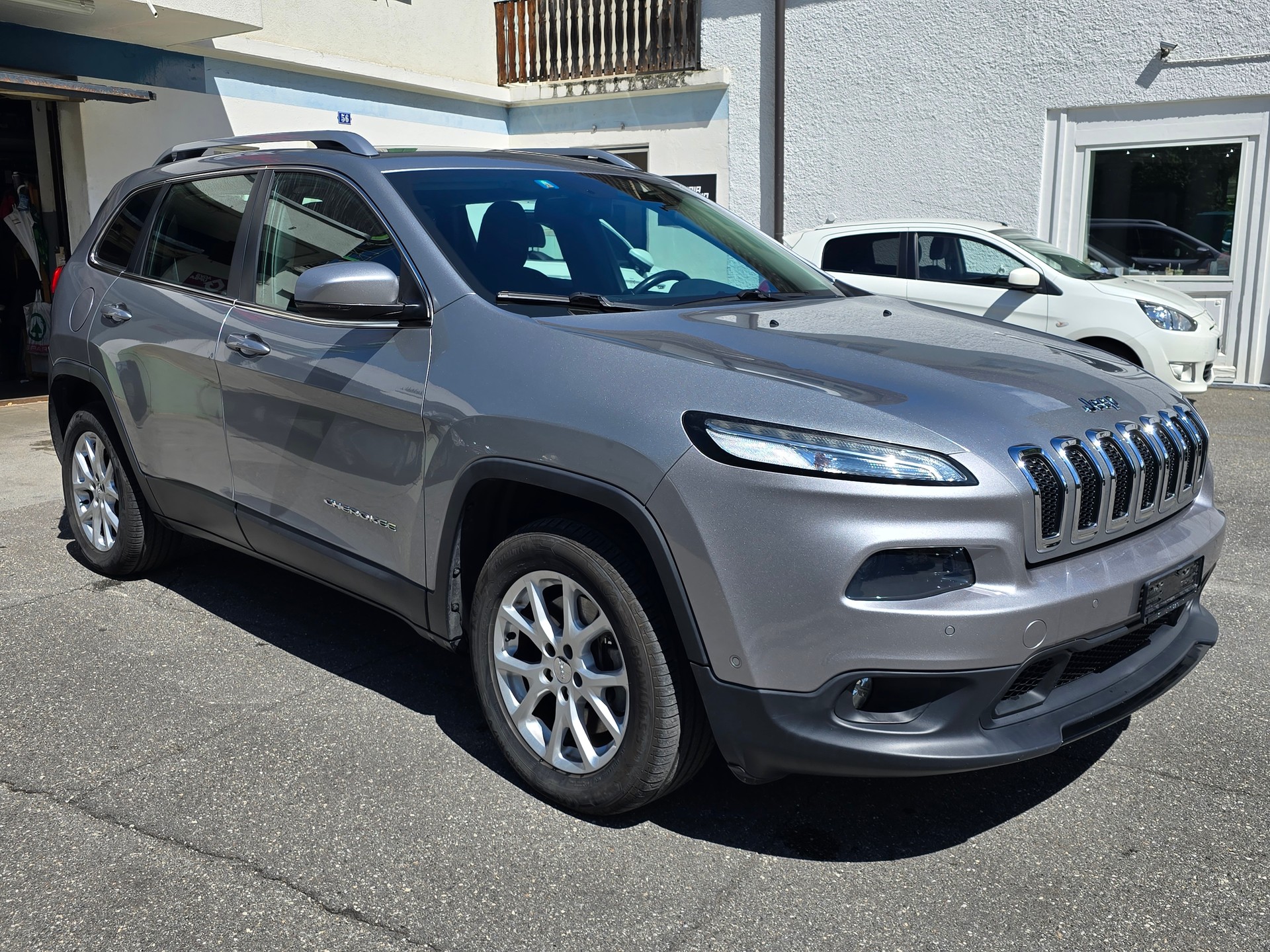 JEEP Cherokee 2.0TD Longitude Swiss Edition AWD 9ATX-image-6