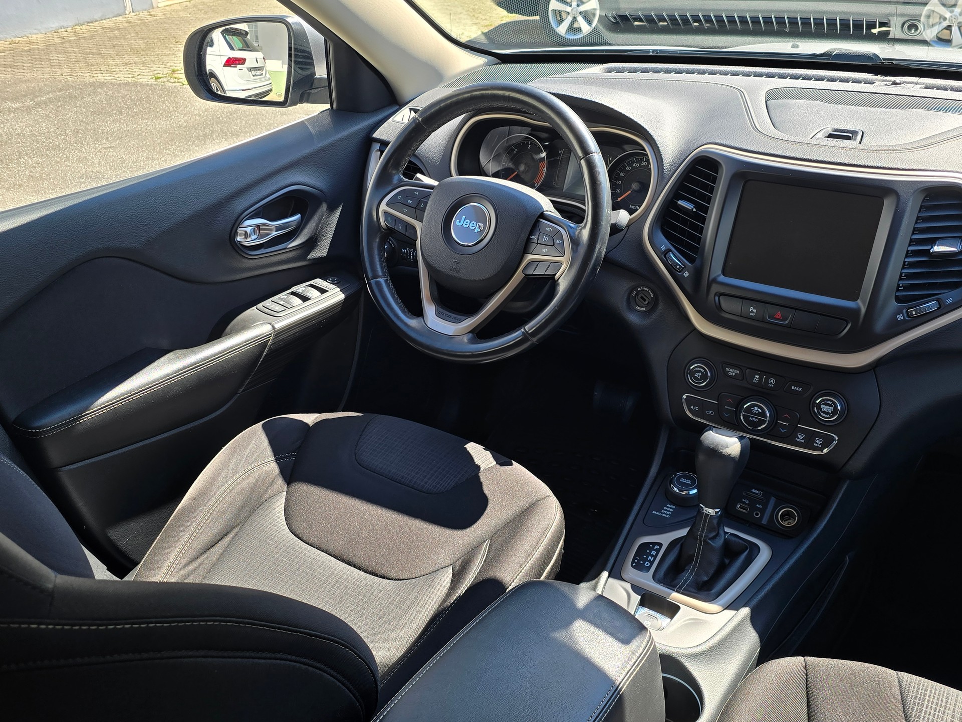JEEP Cherokee 2.0TD Longitude Swiss Edition AWD 9ATX-image-10