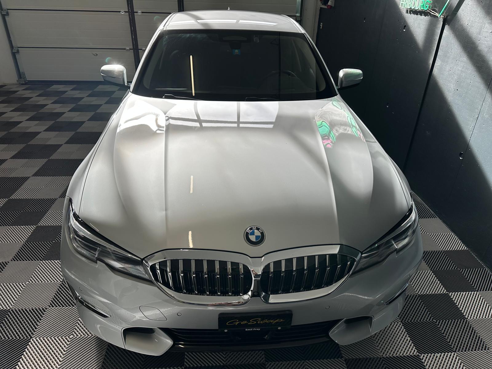 BMW 330e Steptronic Luxury Line-image-7