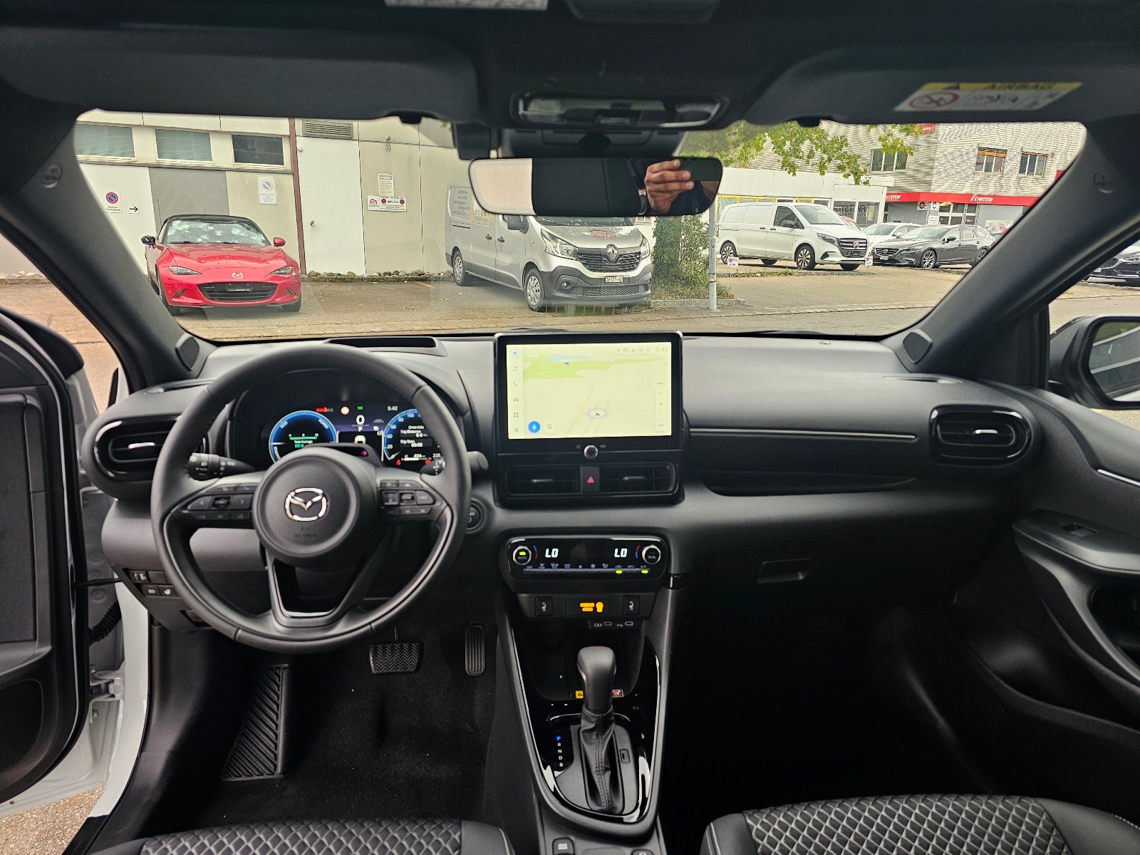 MAZDA 2 1.5 Hybrid Homura Plus-image-9