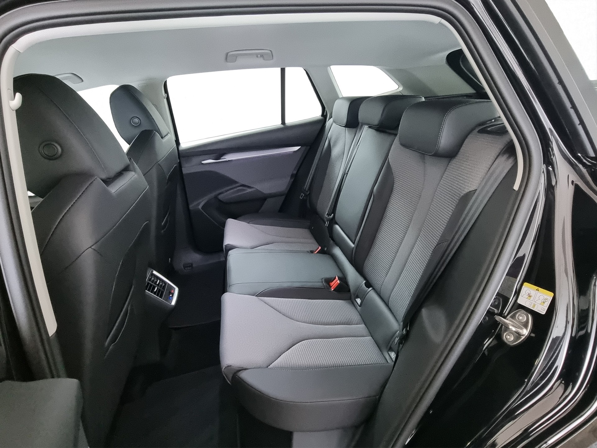 SKODA Enyaq 85x Selection 4x4-image-6
