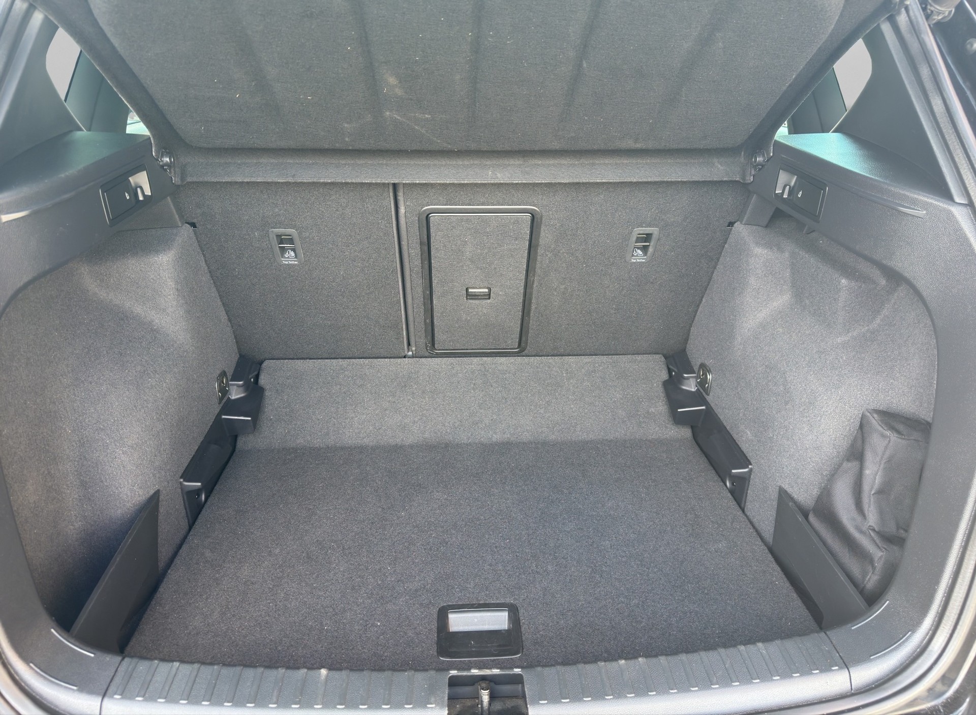 SEAT Ateca 2.0 TSI Hola FR 4Drive DSG-image-12