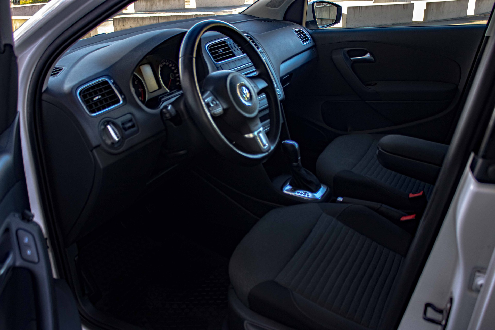 VW Polo 1.2 TSI Comfortline DSG-image-8