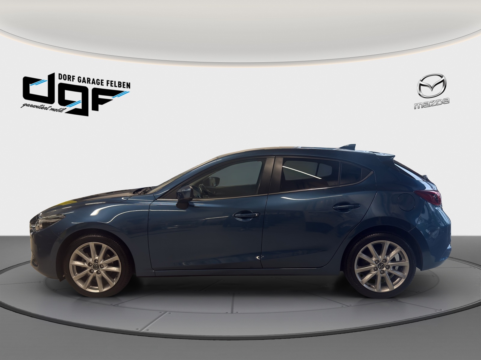 MAZDA 3 2.2 D Revolution-image-1