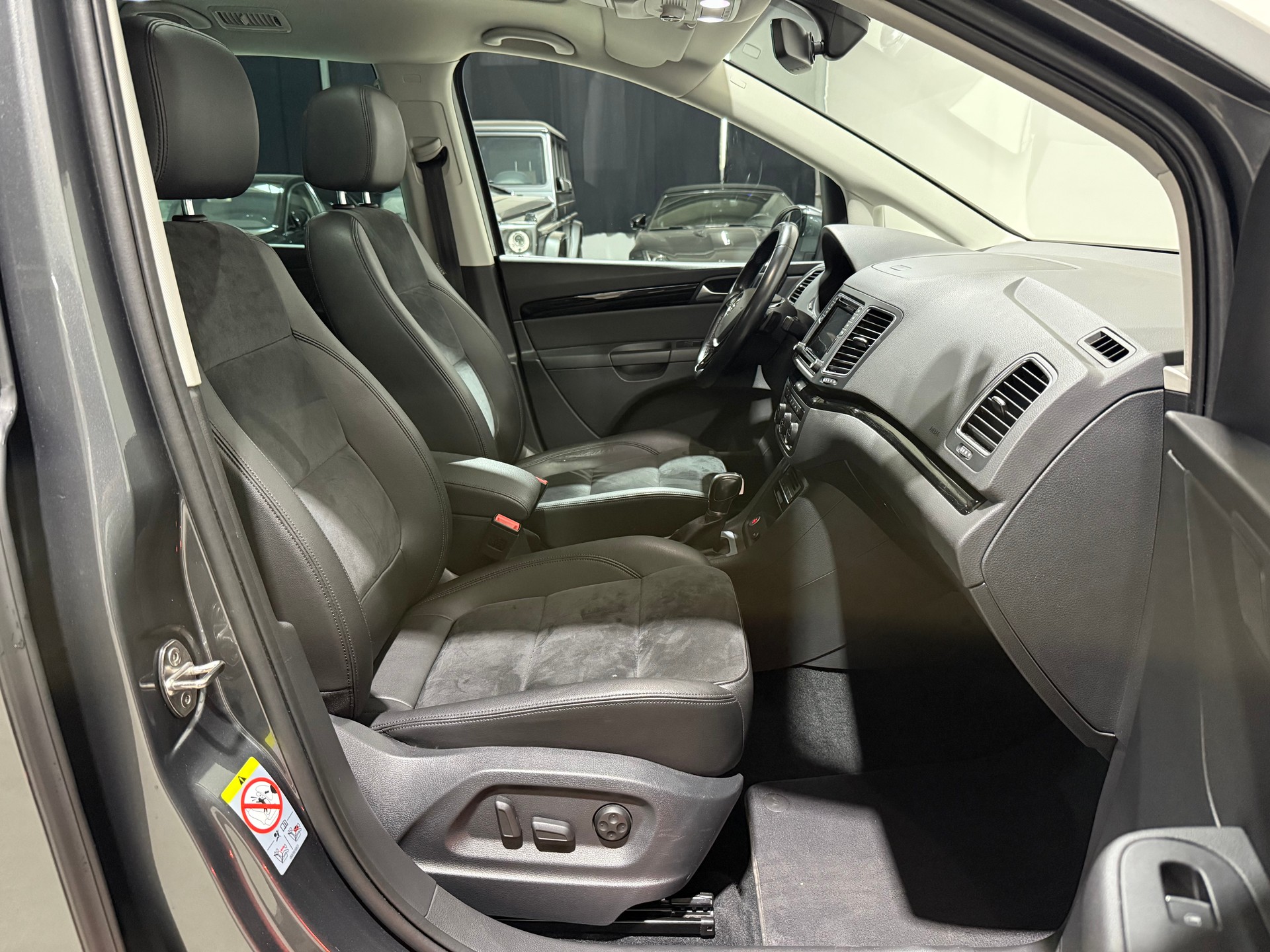 VW Sharan 2.0 TDI BMT Highline DSG-image-13