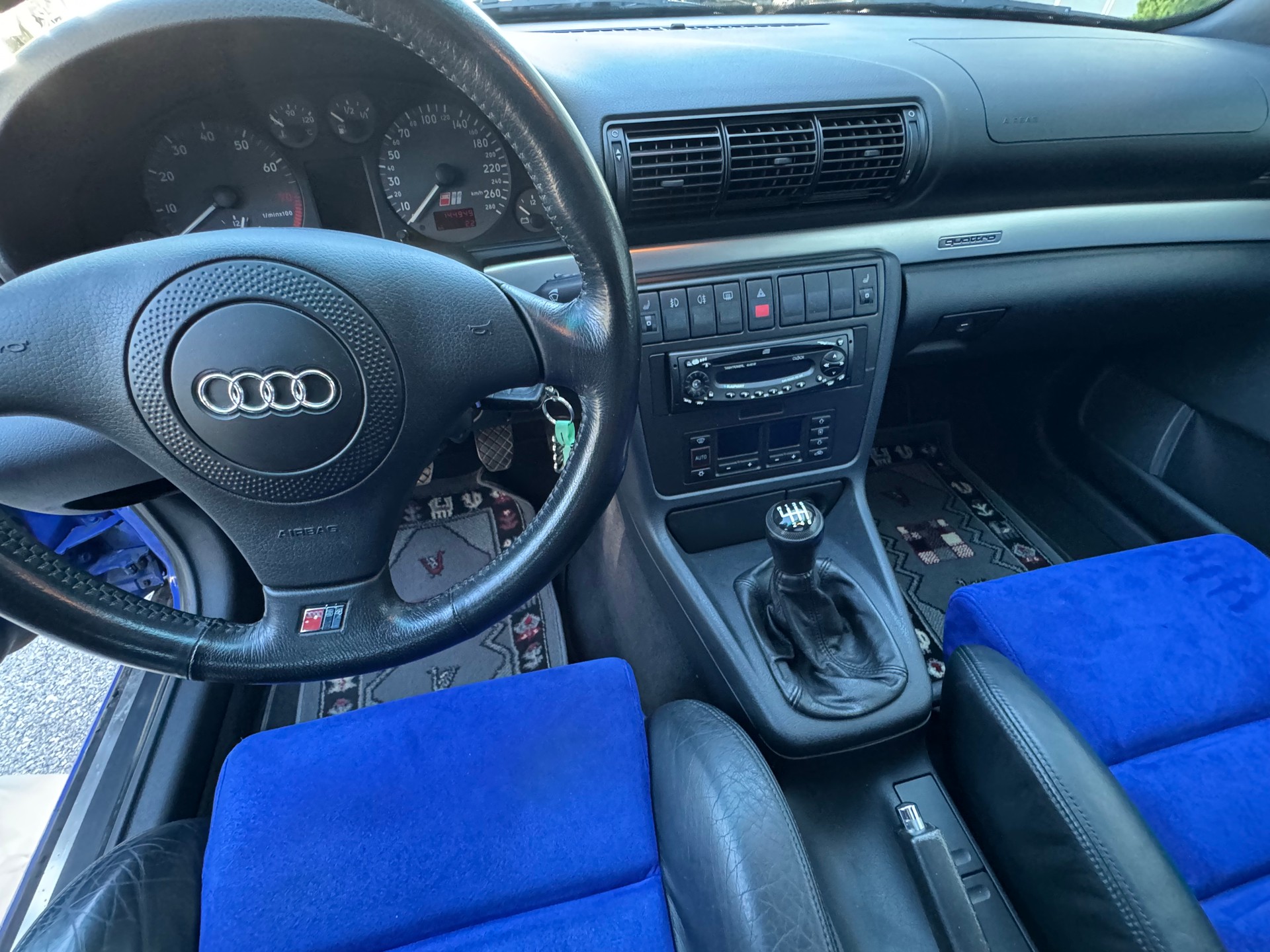 AUDI S4 Avant quattro-image-6