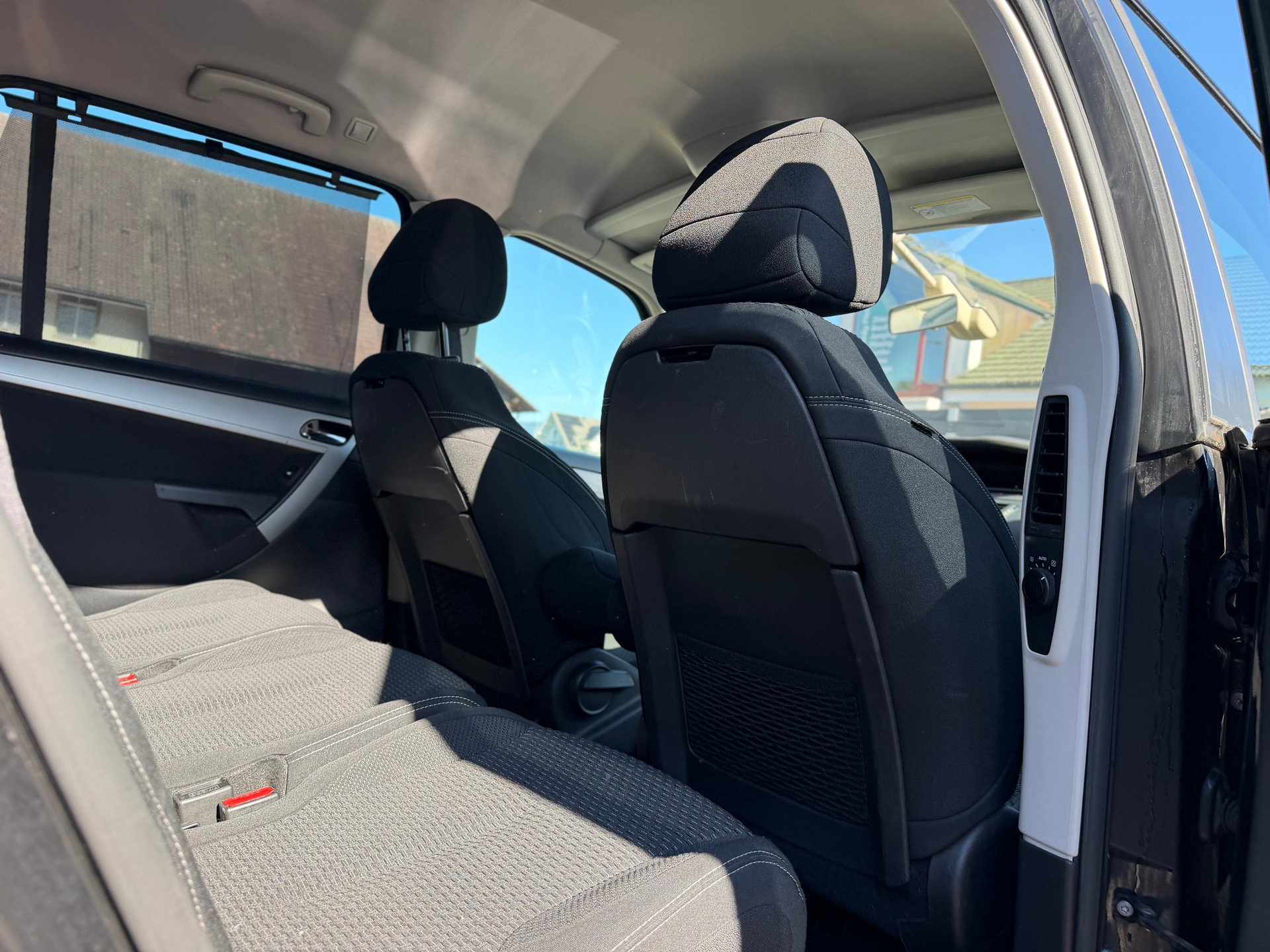 CITROEN Grand C4 Picasso 1.6 HDI 16V Séduction-image-11