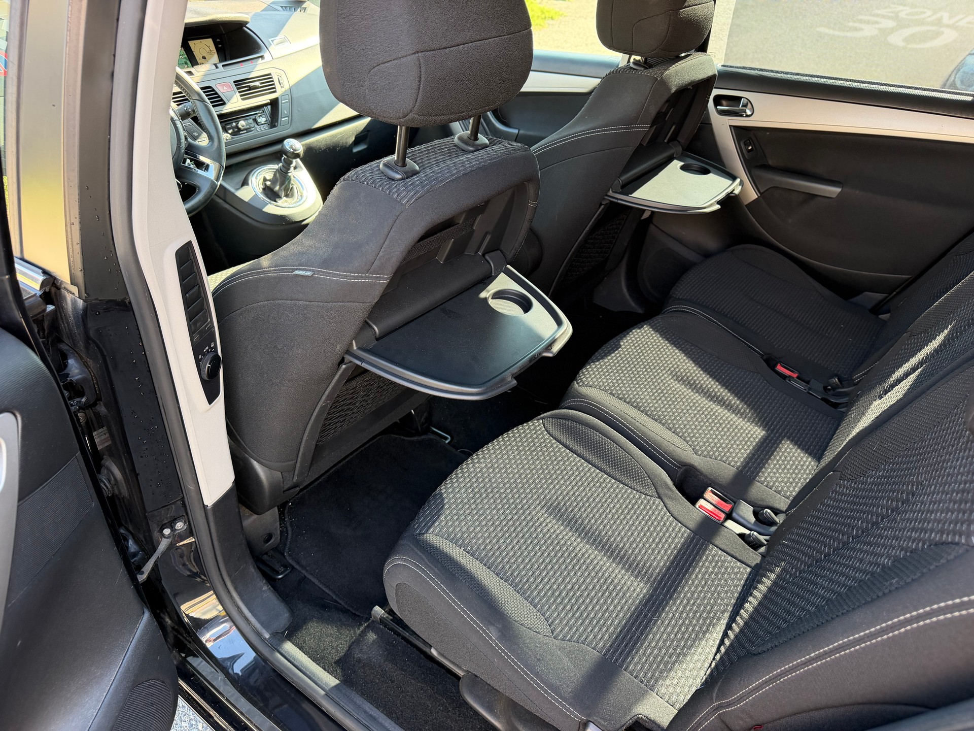 CITROEN Grand C4 Picasso 1.6 HDI 16V Séduction-image-12