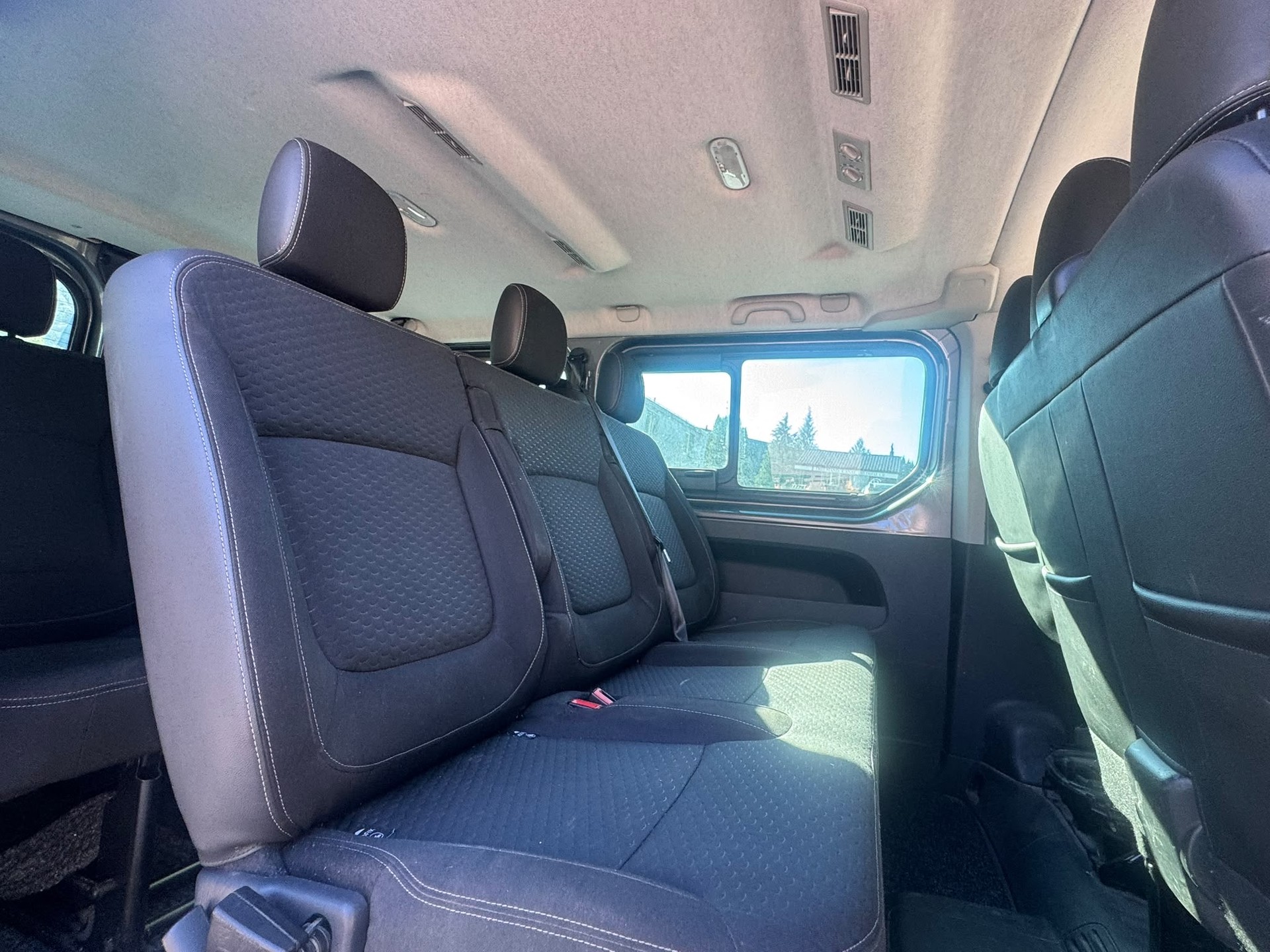 OPEL Vivaro 1.6 CDTI 2.9t L1H1-image-9