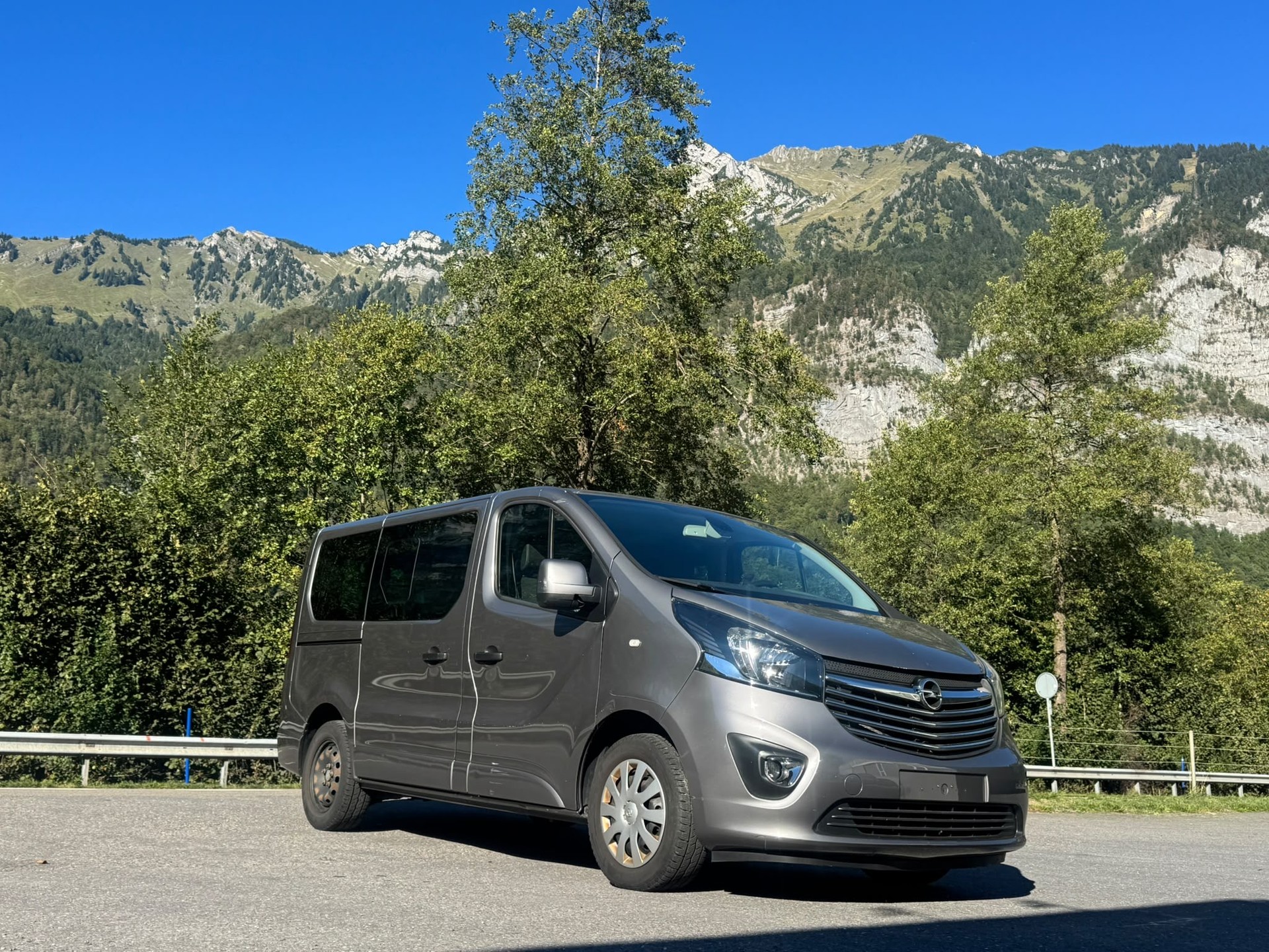 OPEL Vivaro 1.6 CDTI 2.9t L1H1-image-1