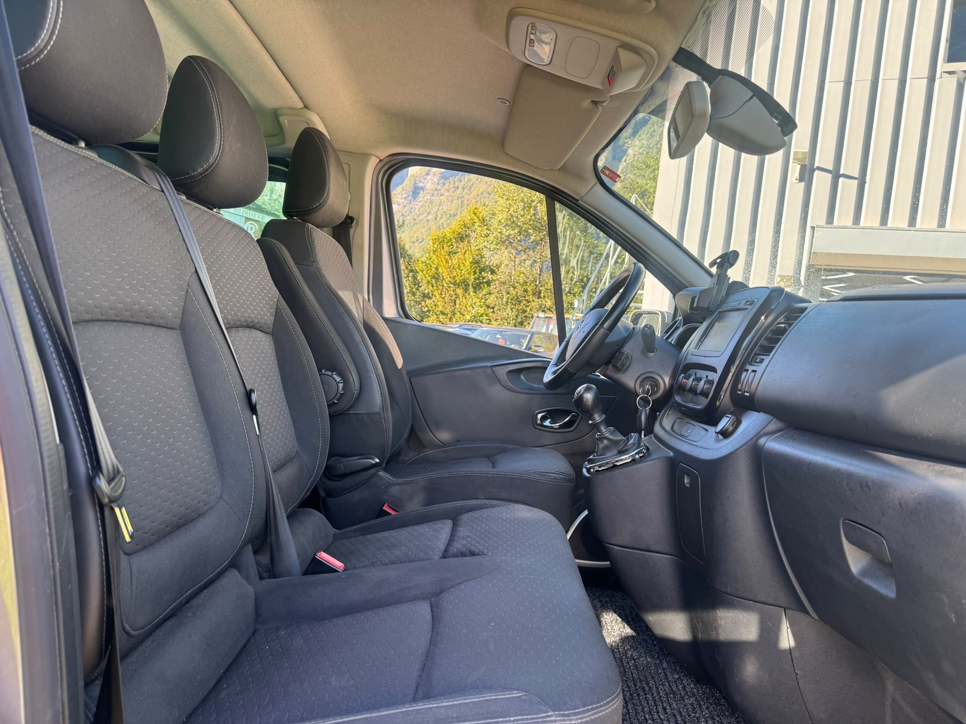 OPEL Vivaro 1.6 CDTI 2.9t L1H1-image-11