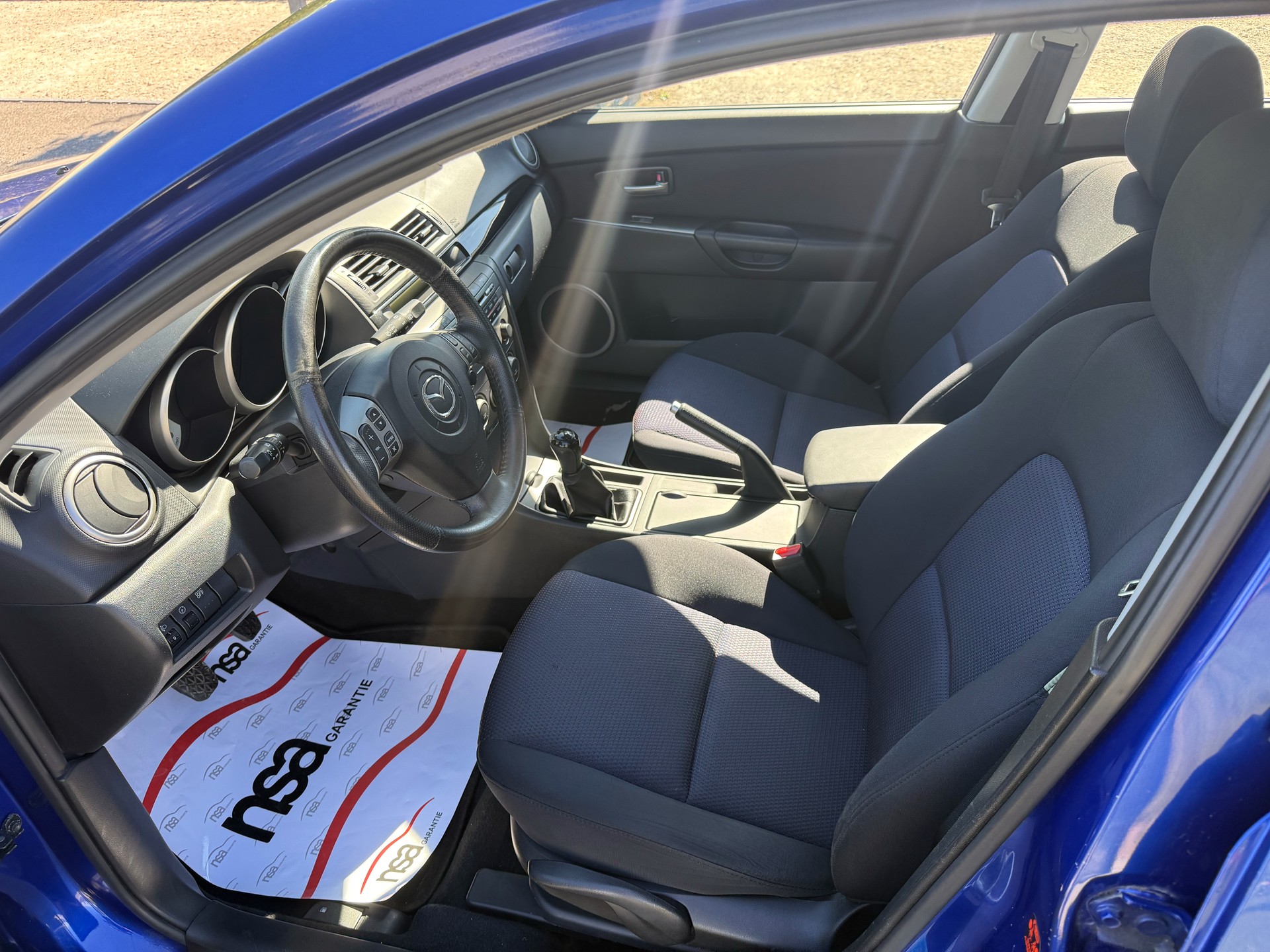 MAZDA 3 1.6 16V CD Confort-image-9